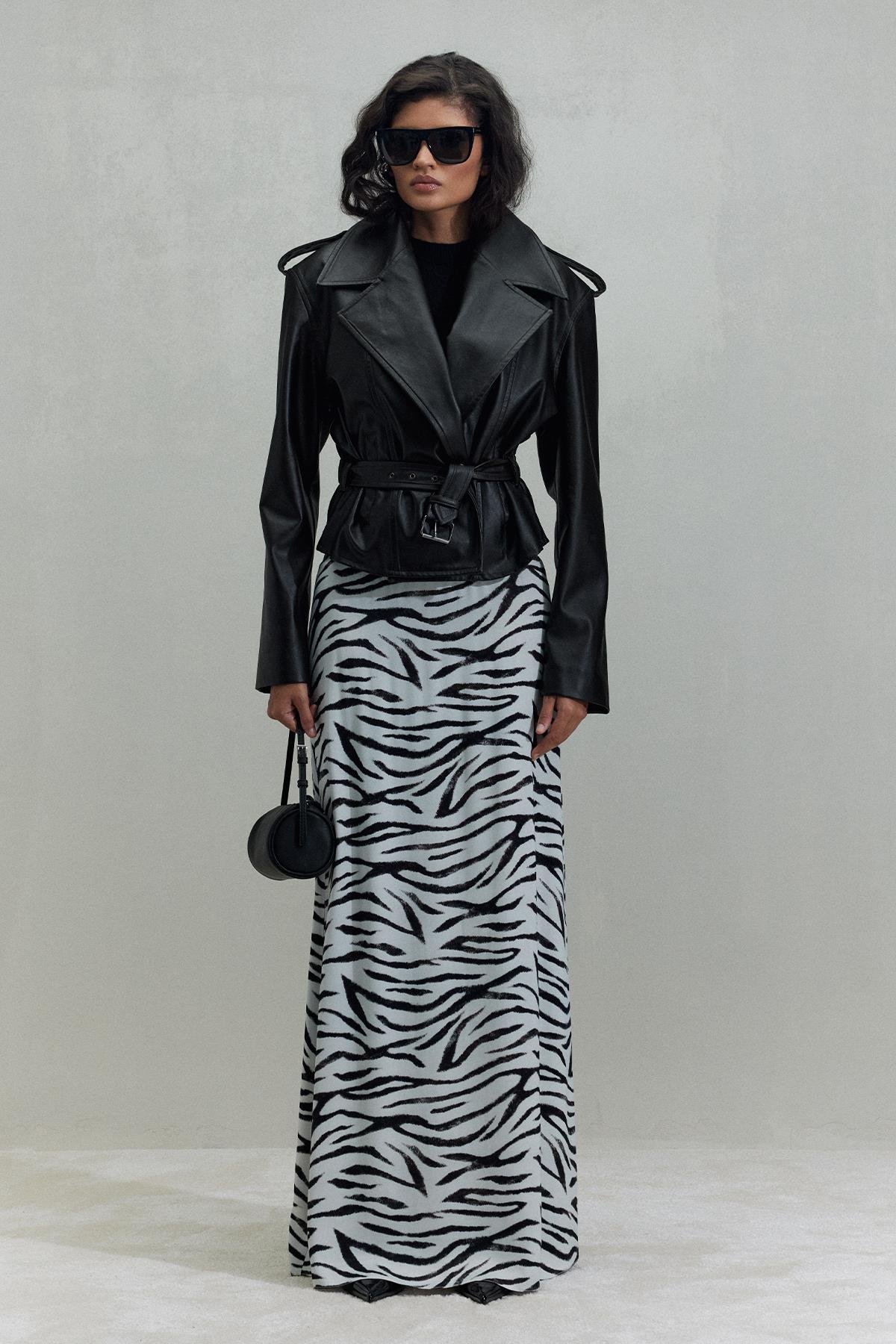 Beyaz Zebra Maxi Saten Etek