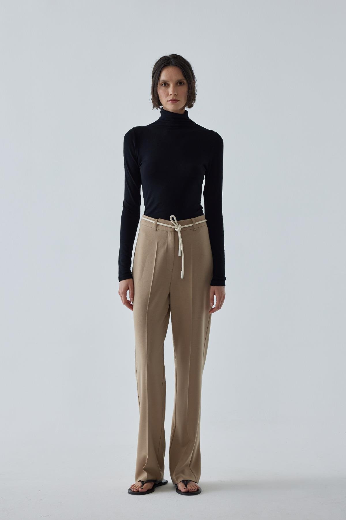 Everyday Straight Trousers