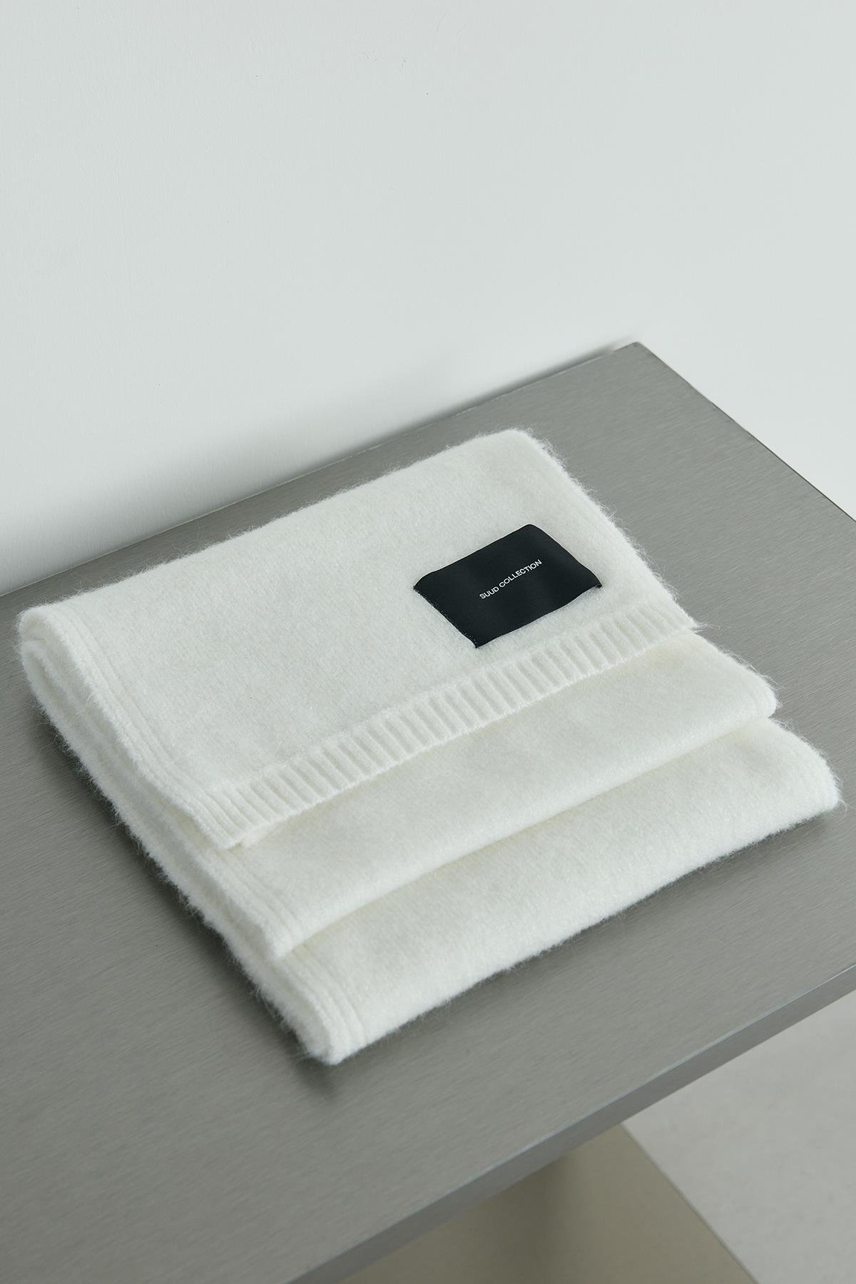 Ekru Bella Triko Atkı