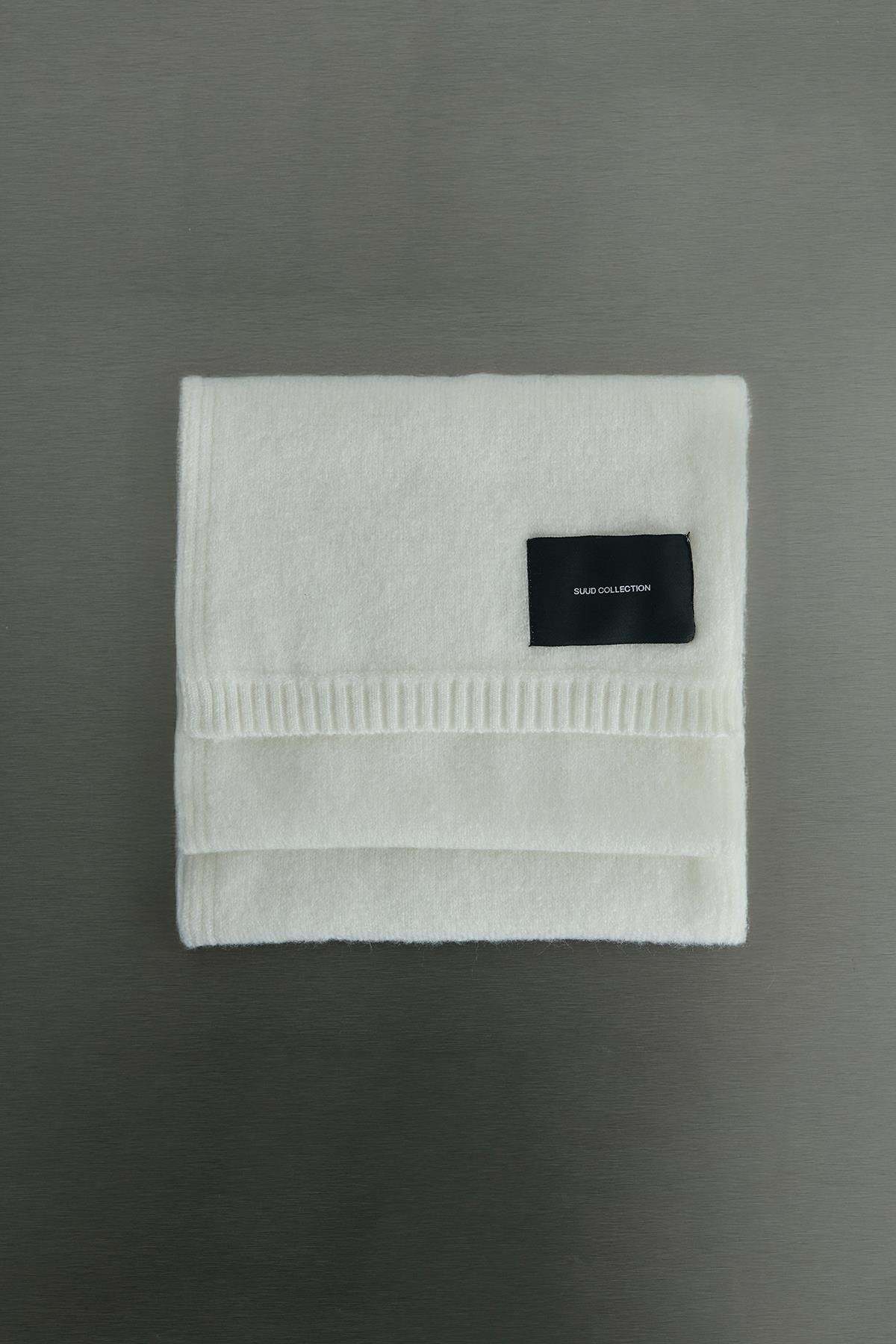 Ekru Bella Triko Atkı