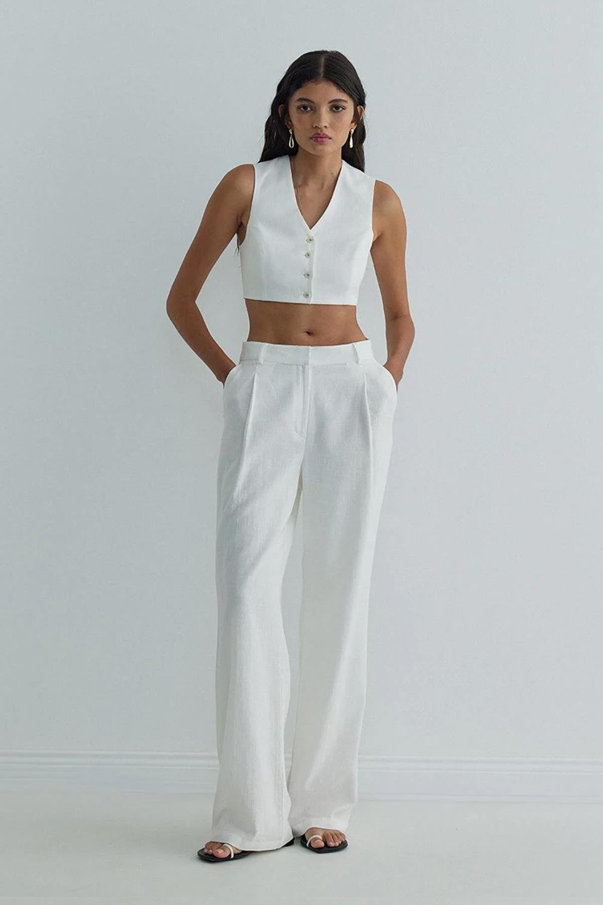 Ekru Gabri Düğmeli Keten Yelek