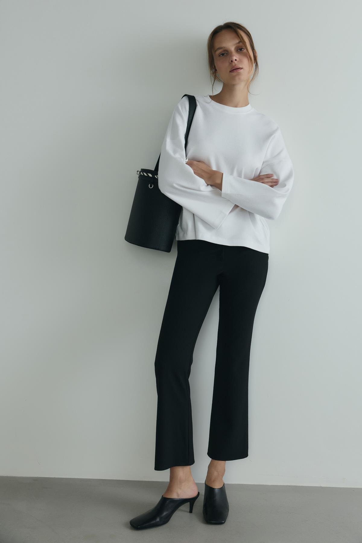 Ekru Katie Uzun Kollu Oversize Tişört