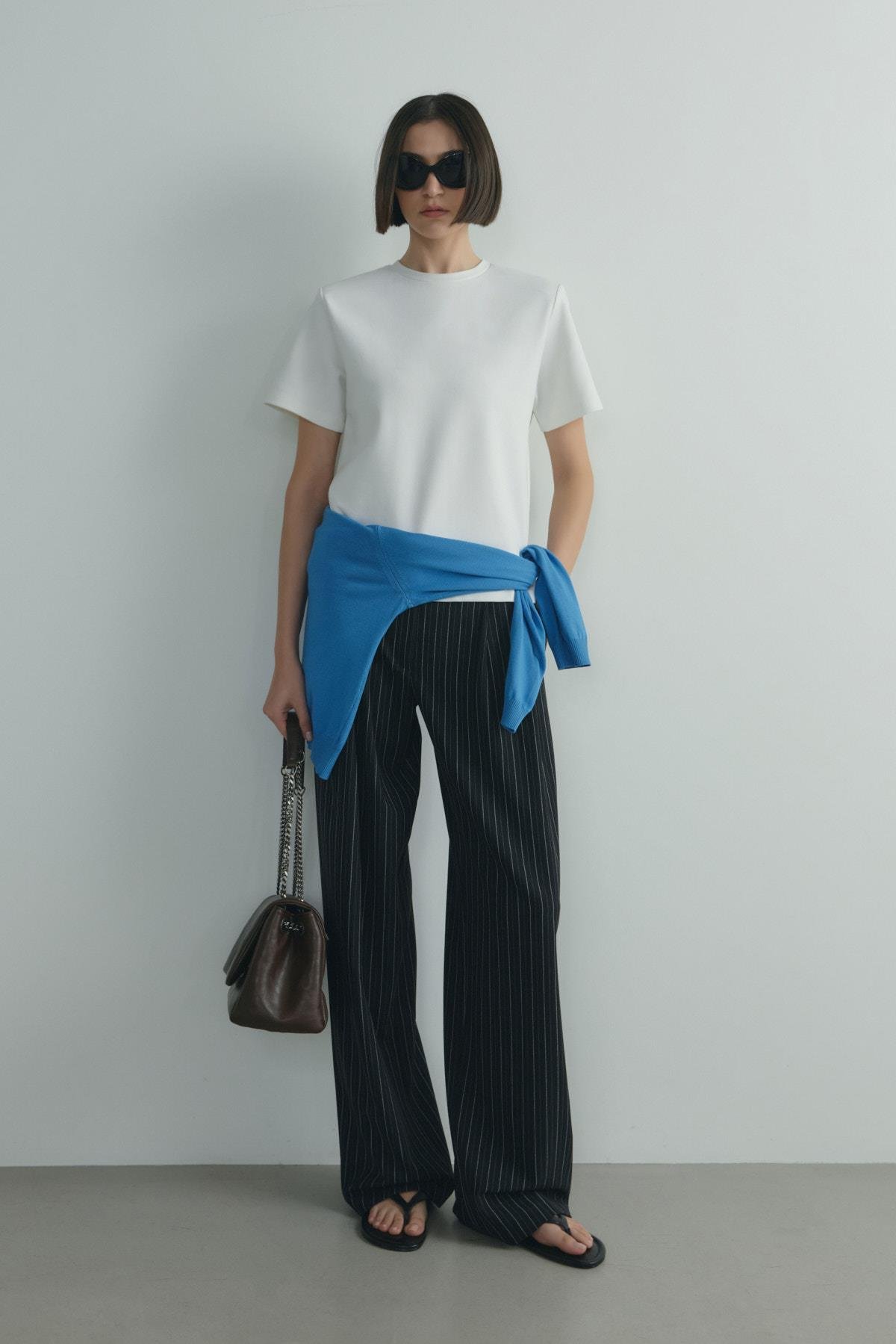 Ekru Nolan Vatkalı Tişört