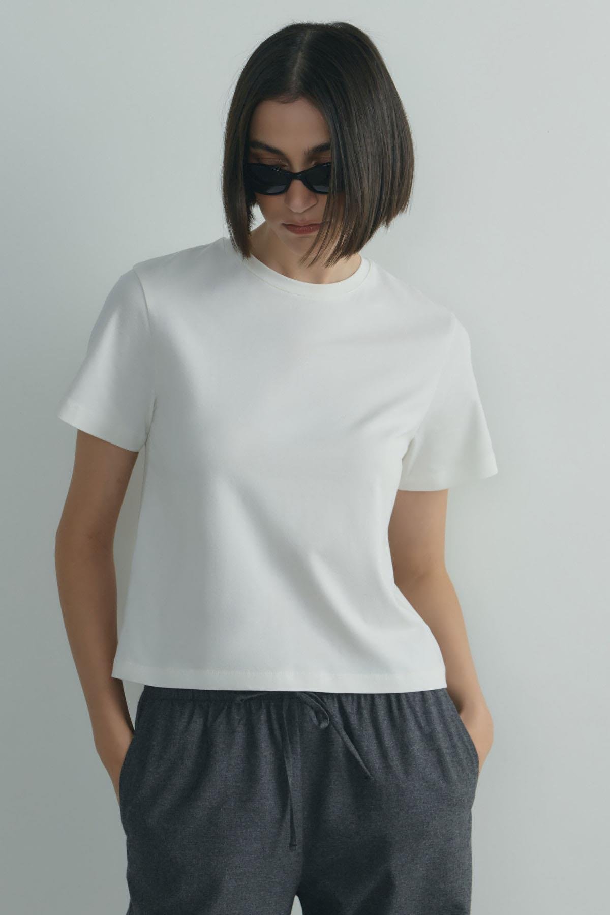 Ekru Pamuklu Basic Tişört