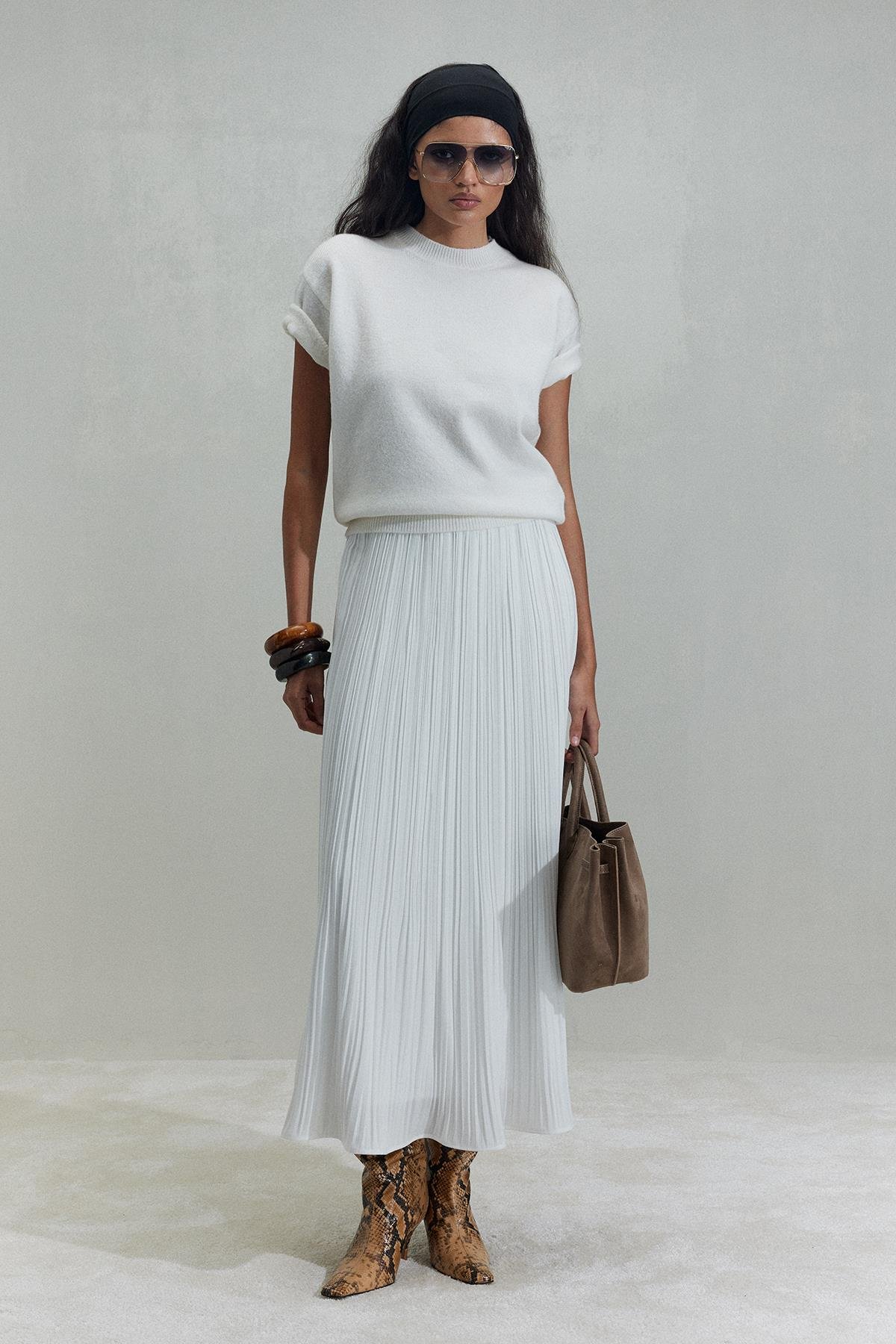 Ekru Robe Kısa Kollu Kazak