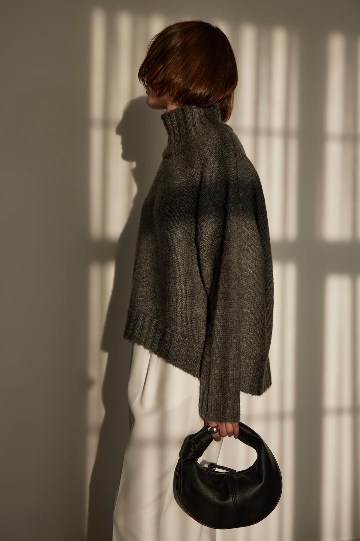 Füme Gia Boğazlı Kazak