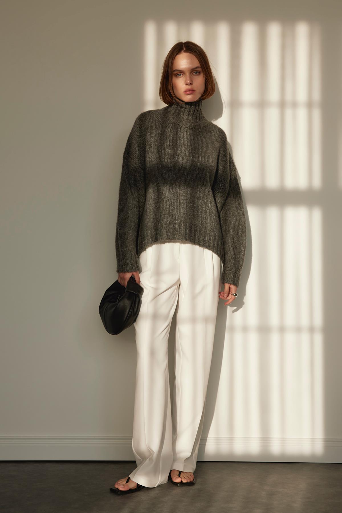 Füme Gia Boğazlı Kazak