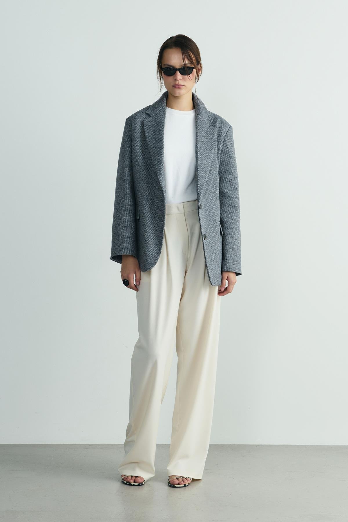 Masculine Wool Blazer