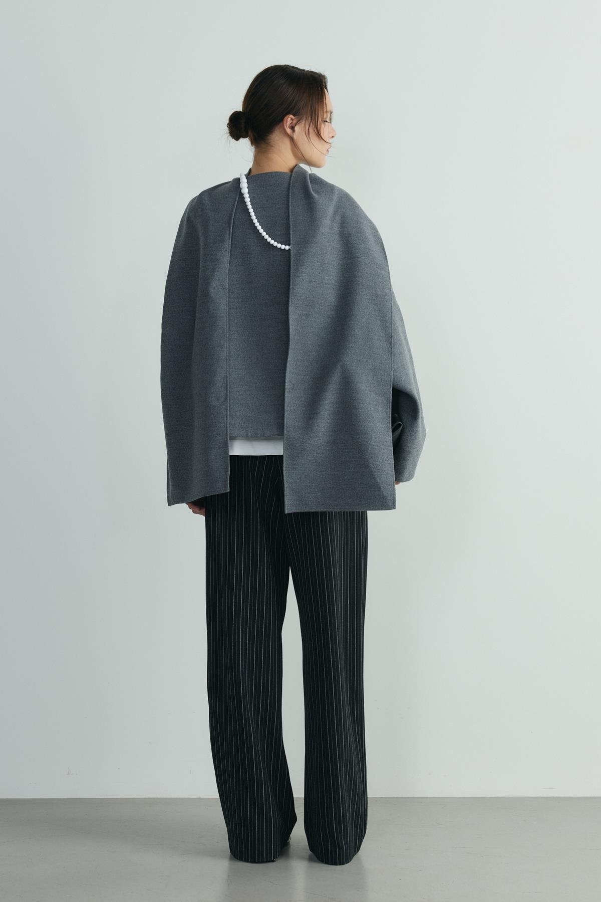 Gri Tuana Atkılı Kısa Kaşe Ceket