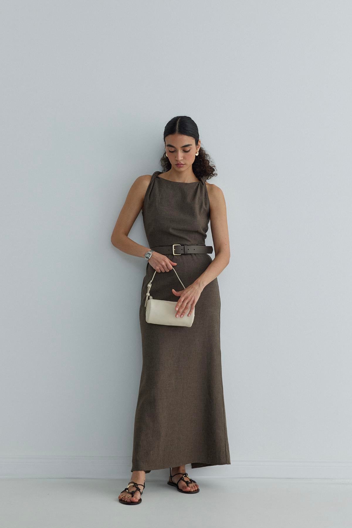 Kahverengi Breeze Omuzu Düğümlü Elbise