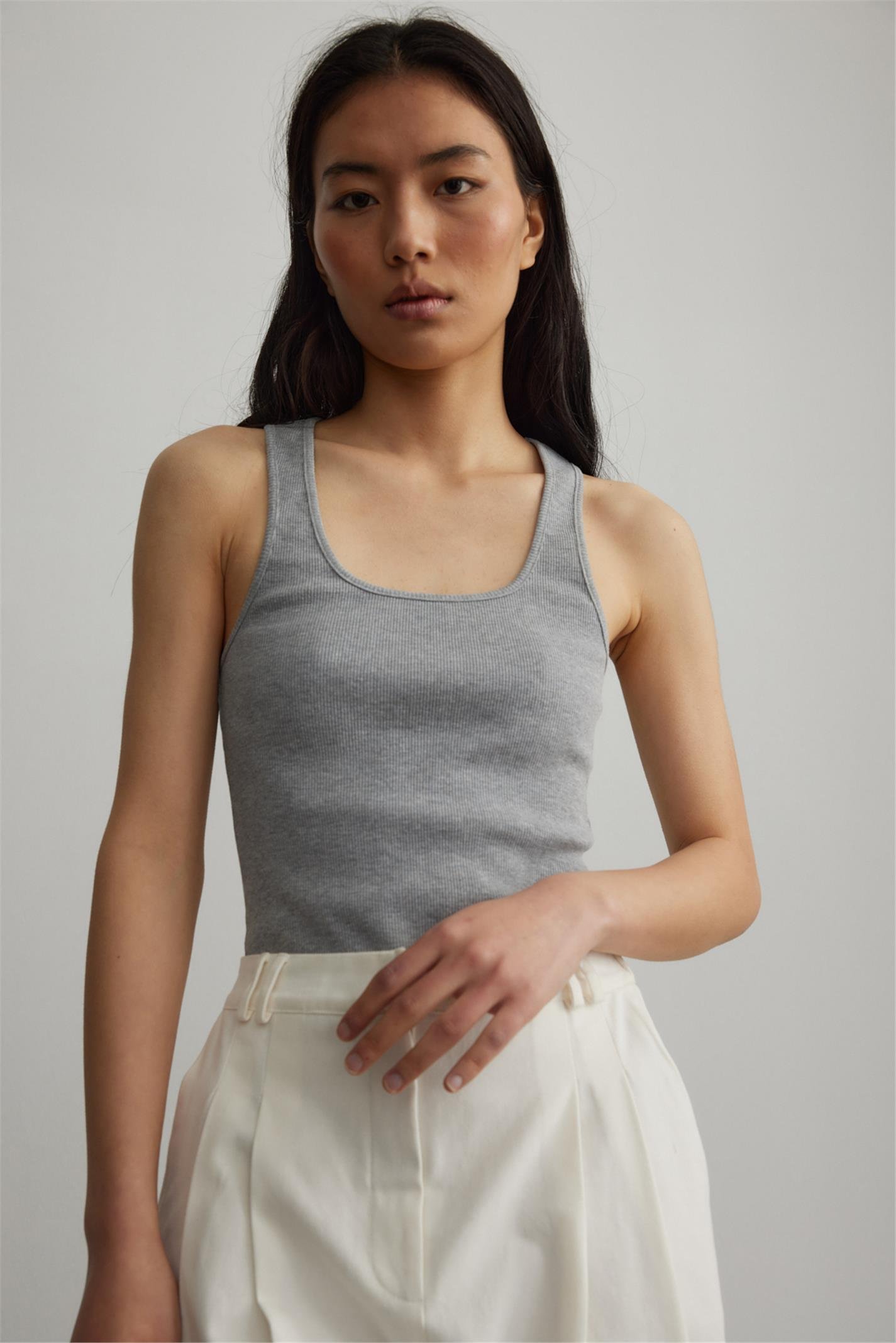 Kare Yaka Örme Atlet