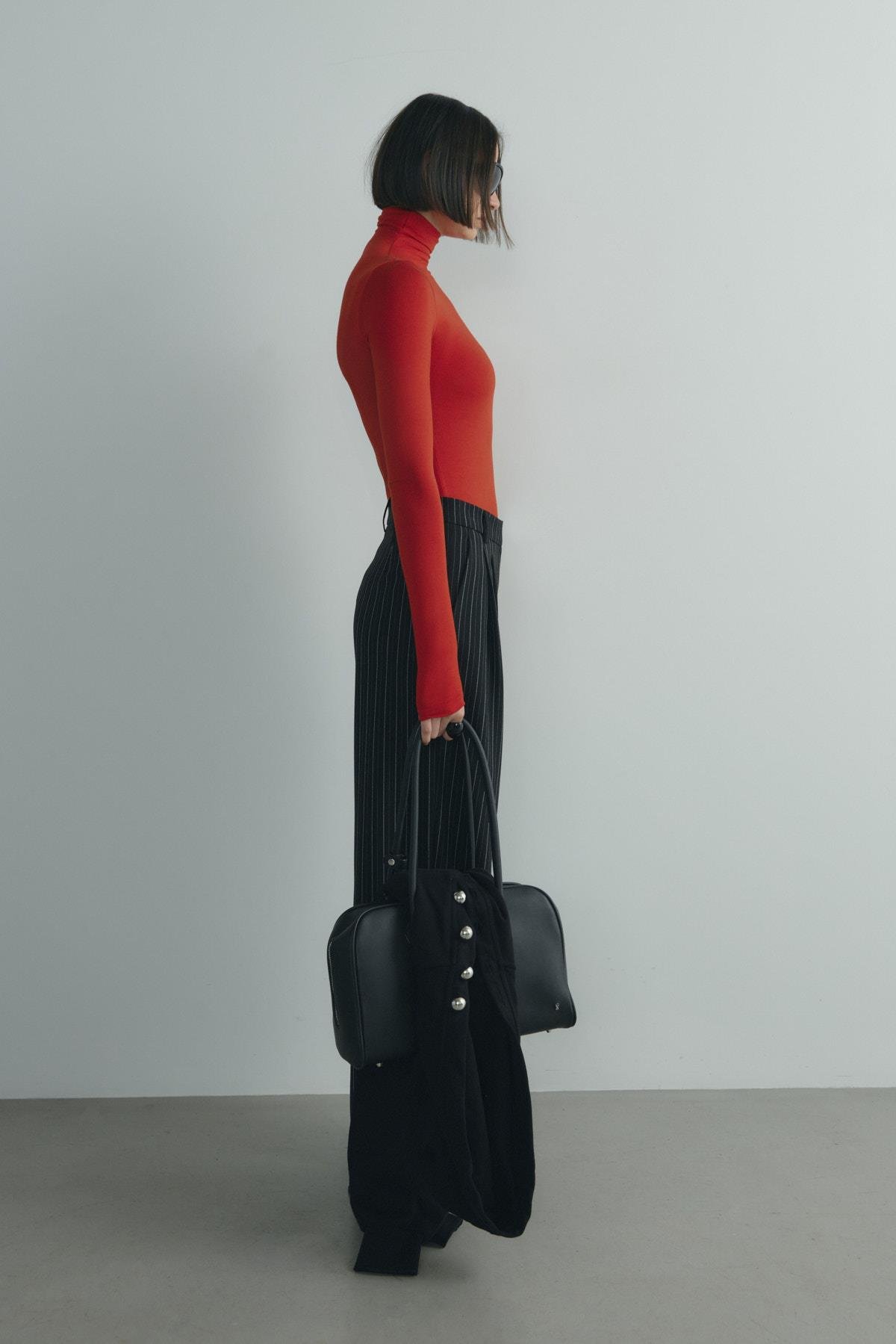 Kırmızı Boğazlı Tensel Body