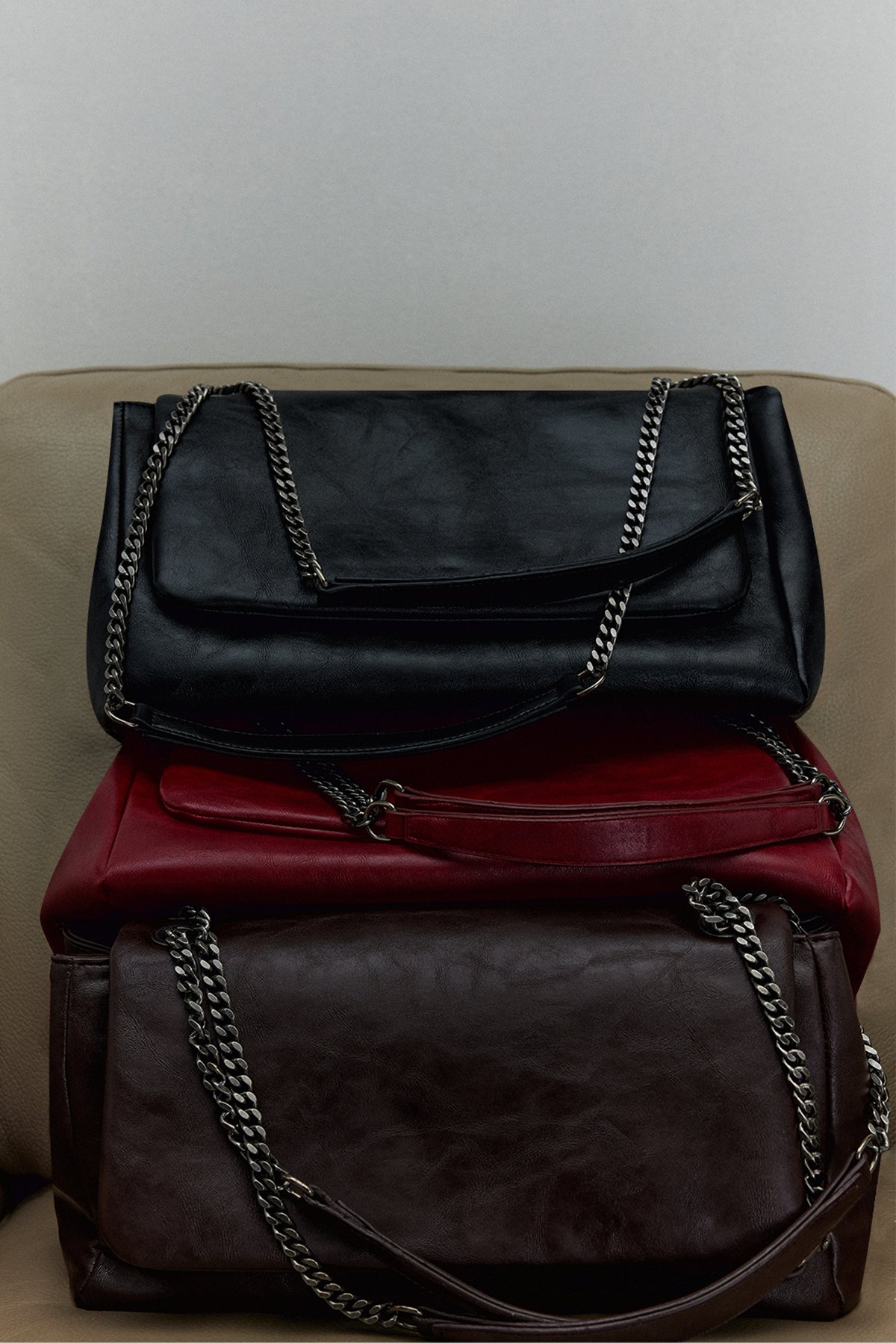 Kırmızı Milan Zincirli Deri Çanta