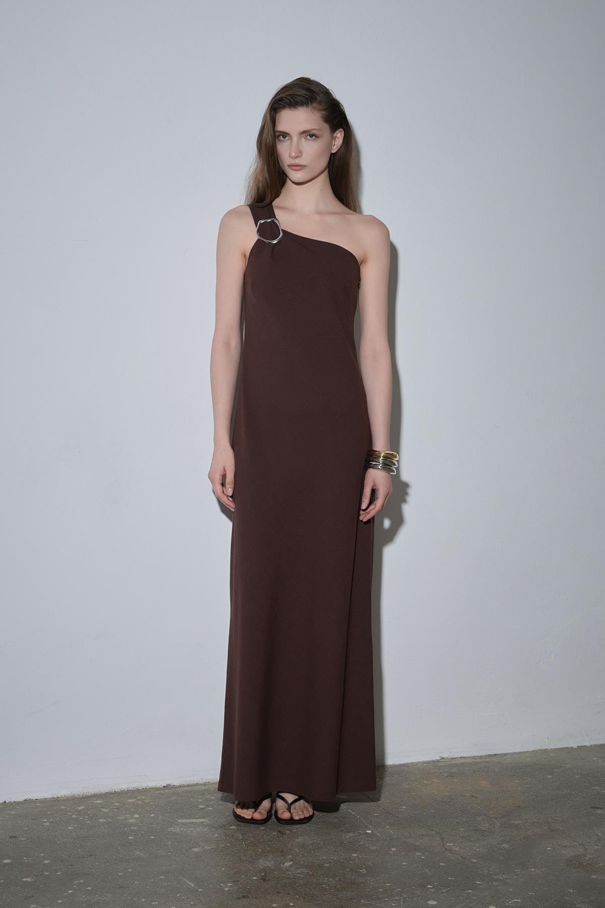 Koyu Kahve Abel Tek Omuzlu Keten Elbise