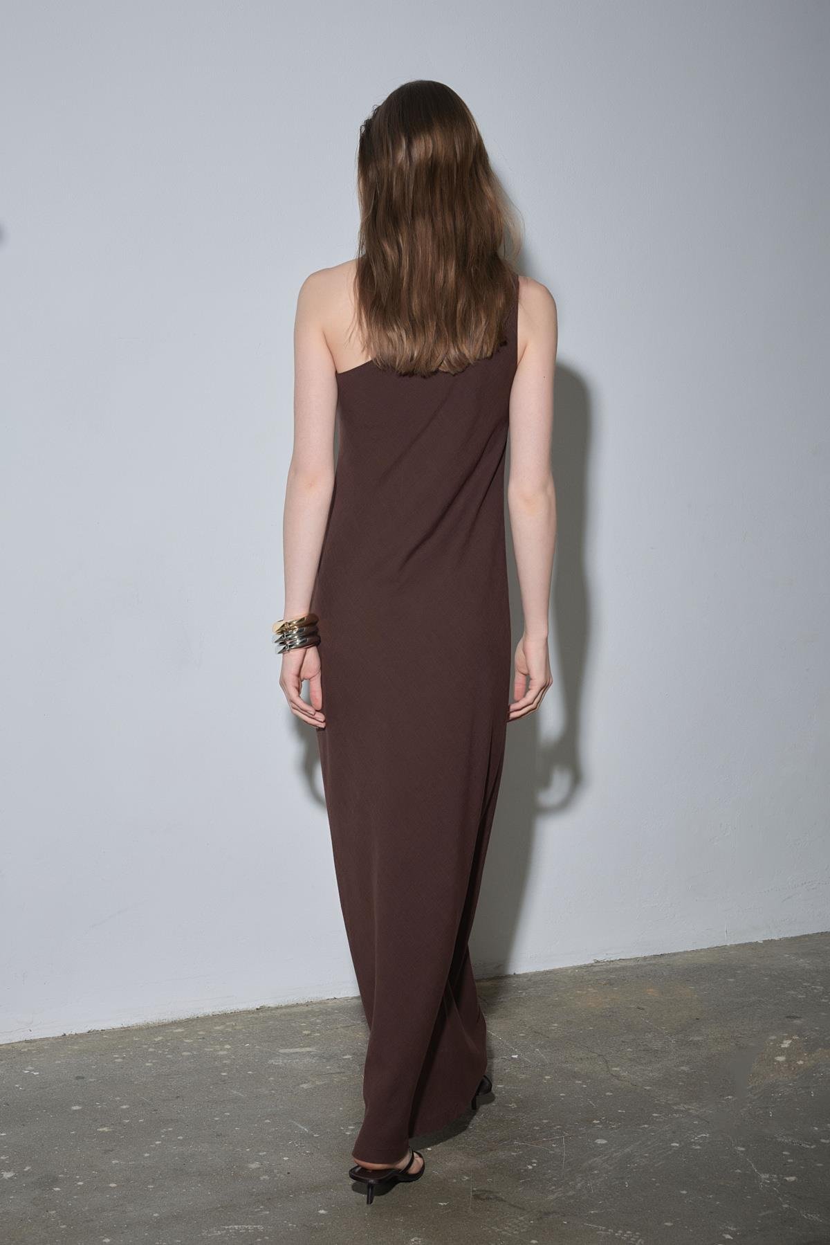 Koyu Kahve Abel Tek Omuzlu Keten Elbise