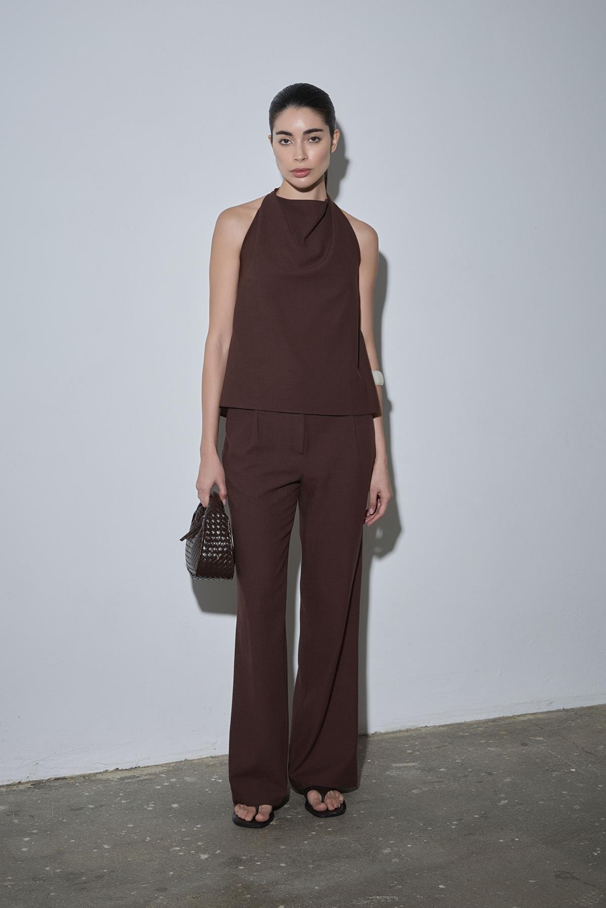 Koyu Kahve Gabriel Tek Pileli Keten Pantolon