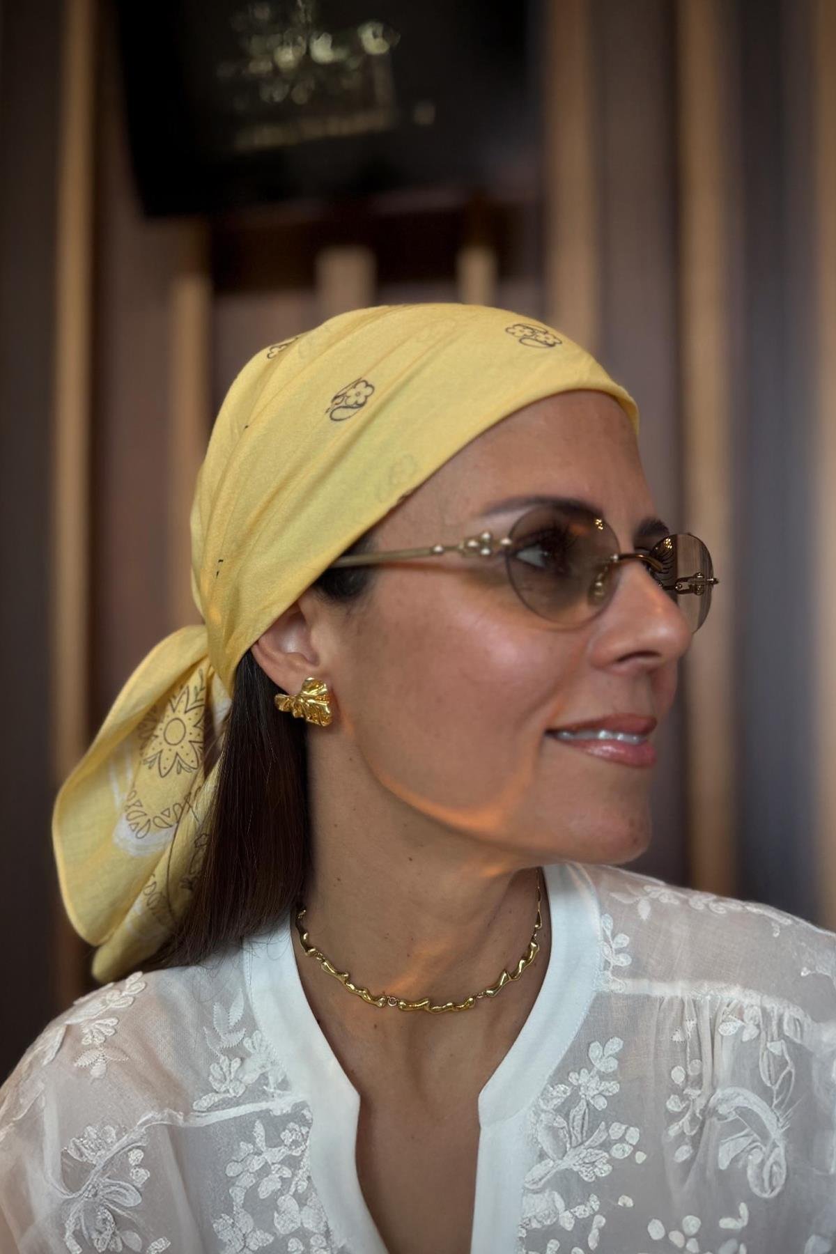 Sarı Kavi Desenli Fular