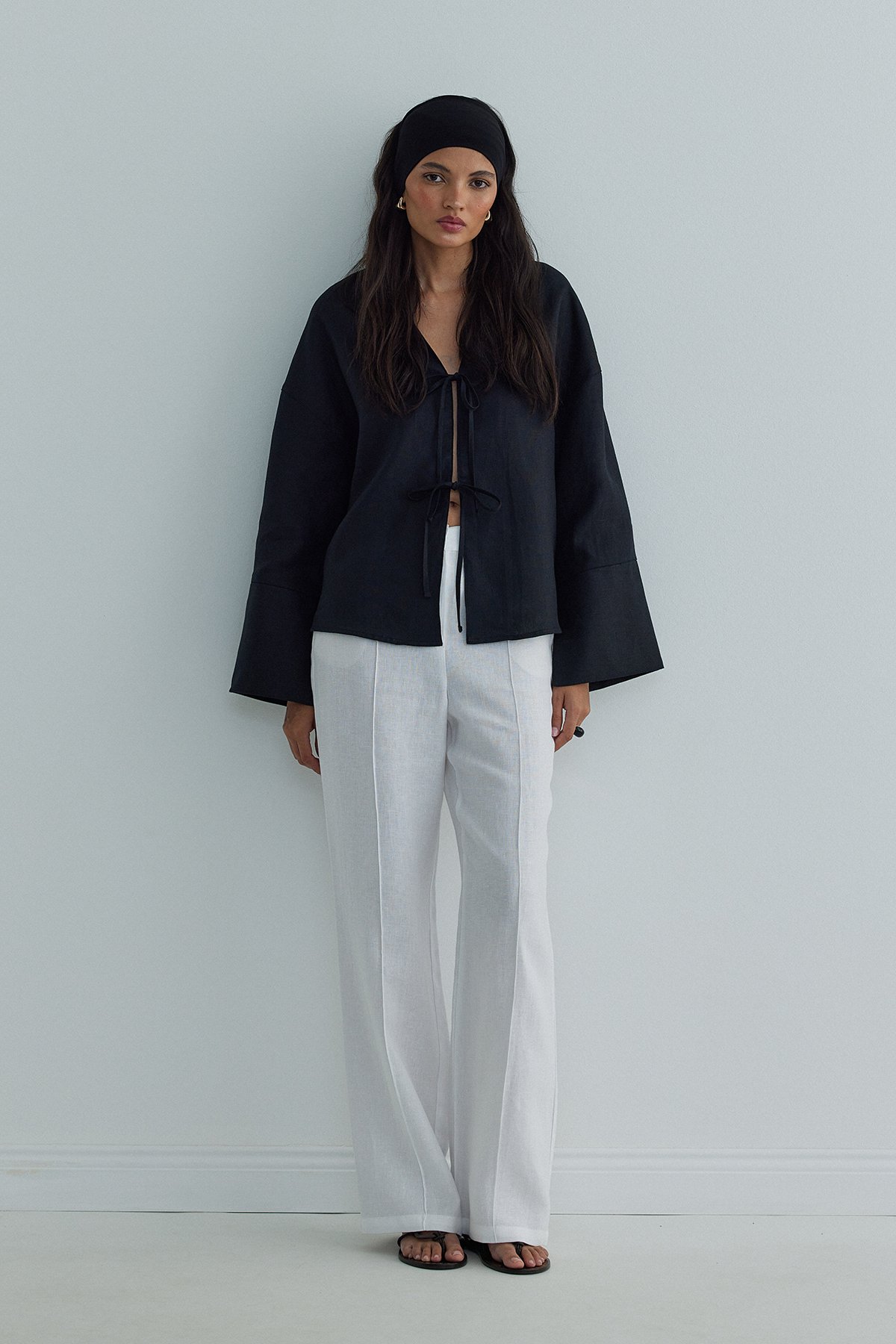 Siyah %100 Keten Minnie Bağlamalı Bluz