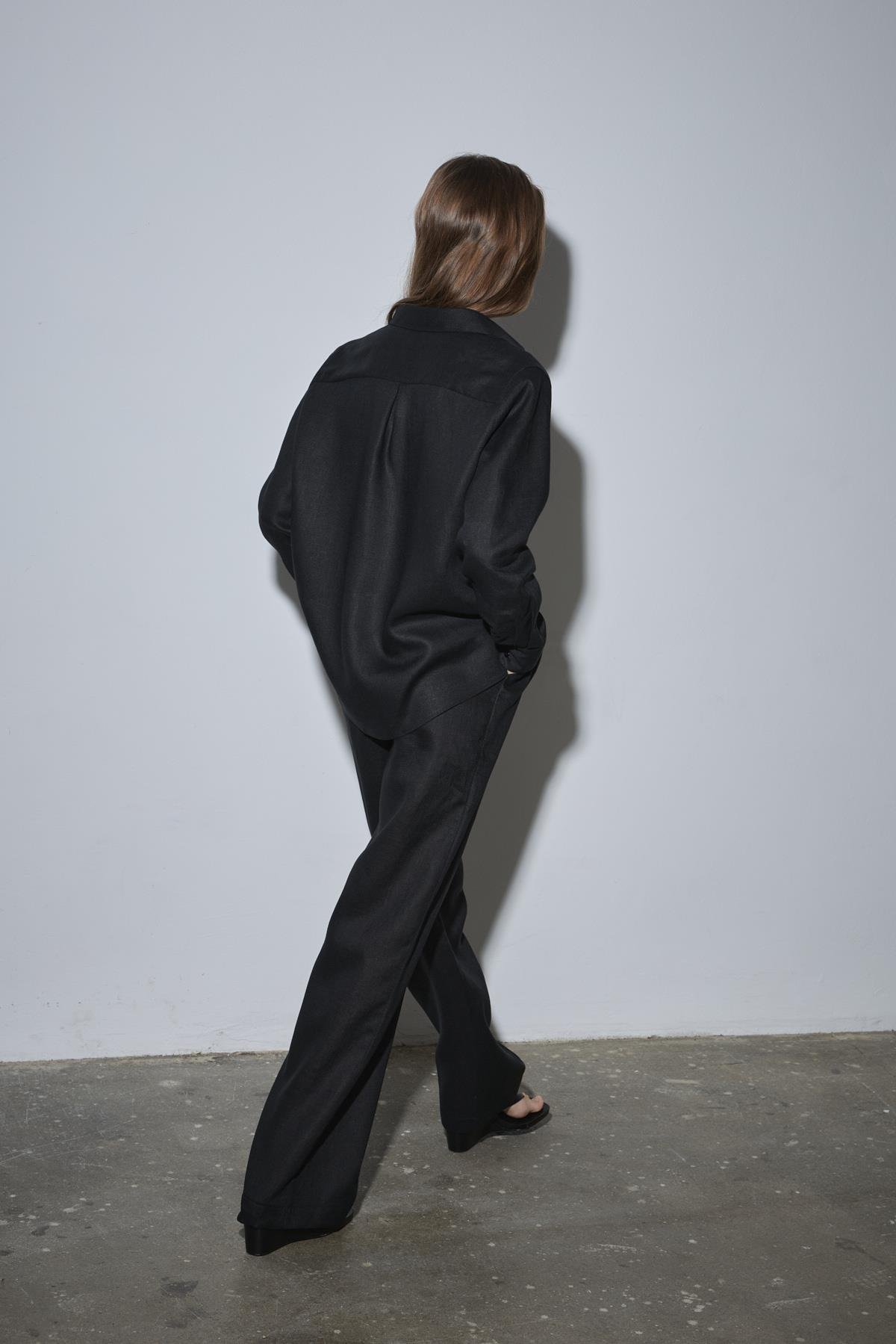 Siyah %100 Keten Nora Gömlek