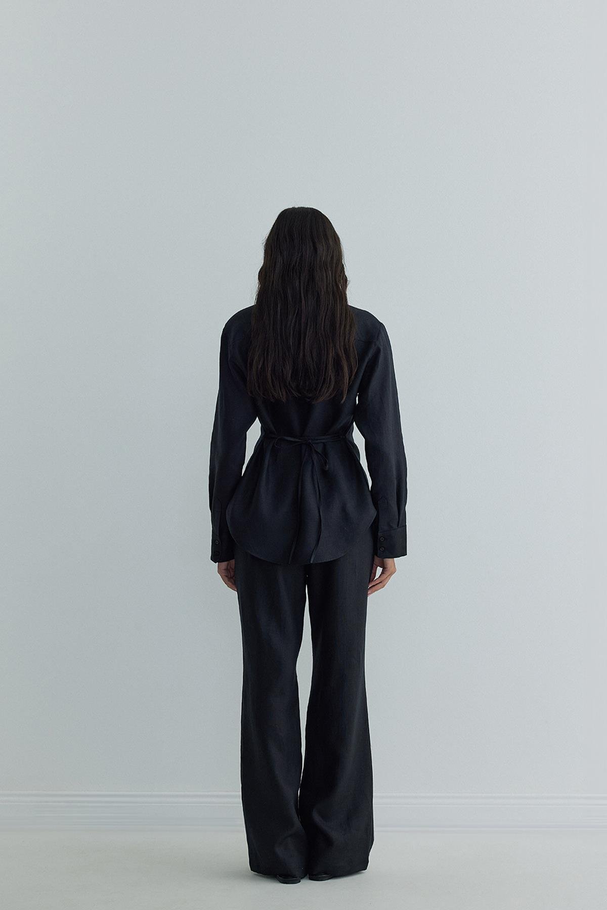 Siyah %100 Keten Oyster Beli Kemerli Gömlek