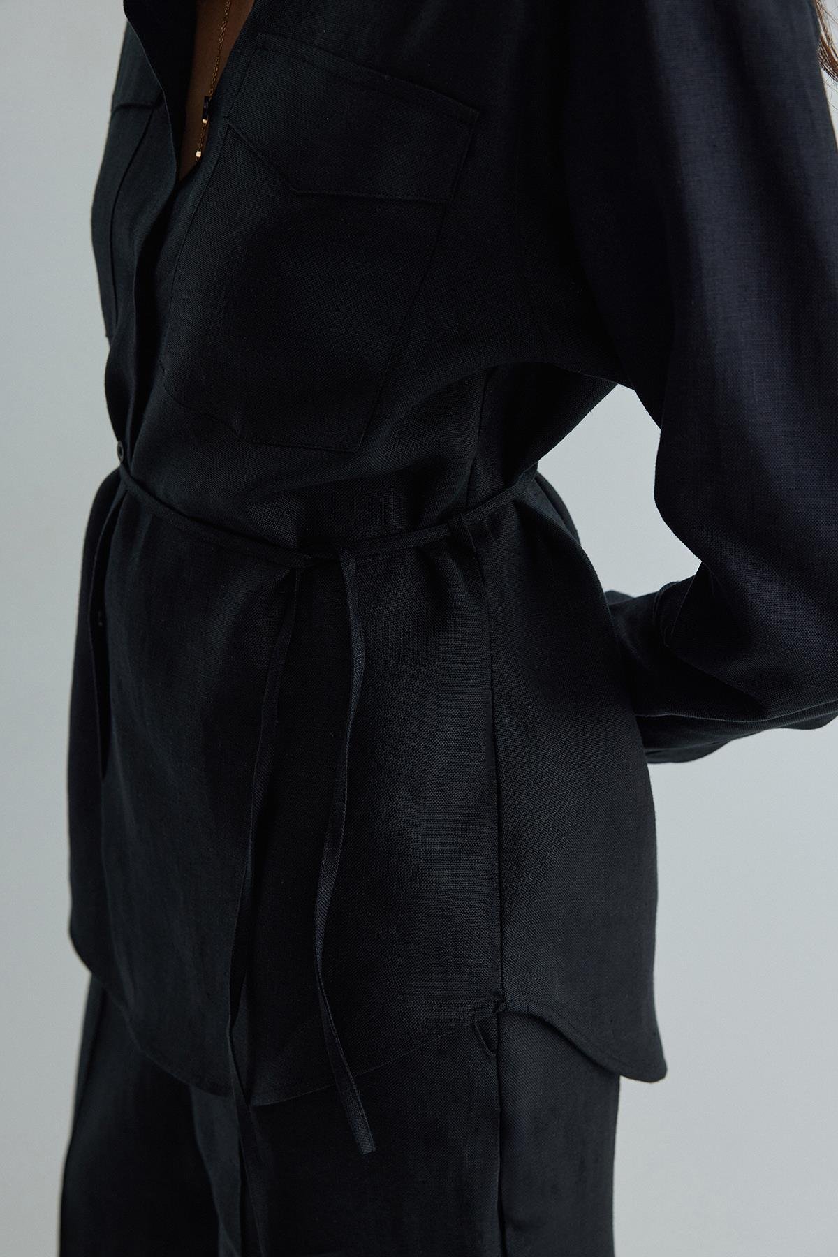 Siyah %100 Keten Oyster Beli Kemerli Gömlek