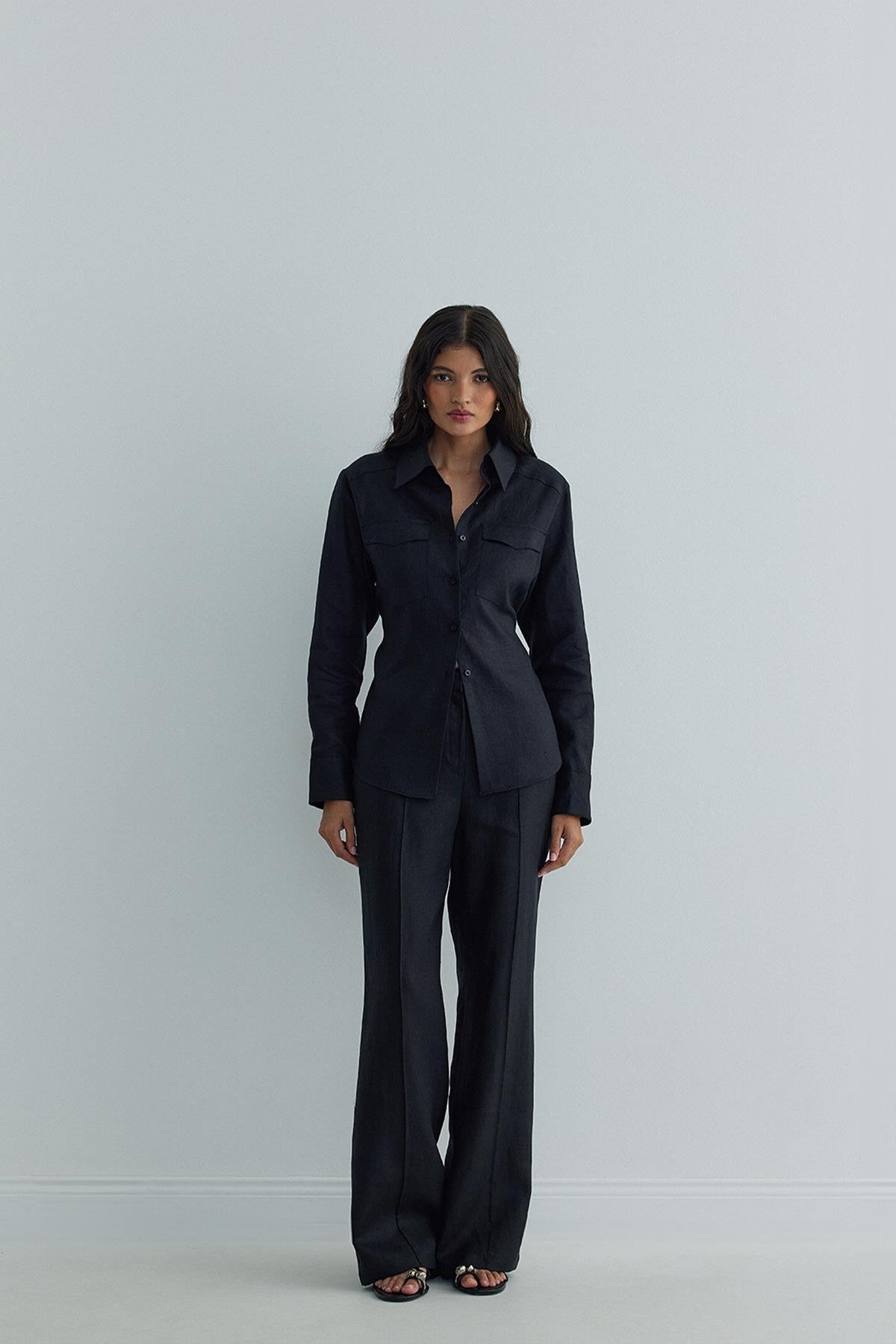 Siyah %100 Keten Oyster Beli Kemerli Gömlek