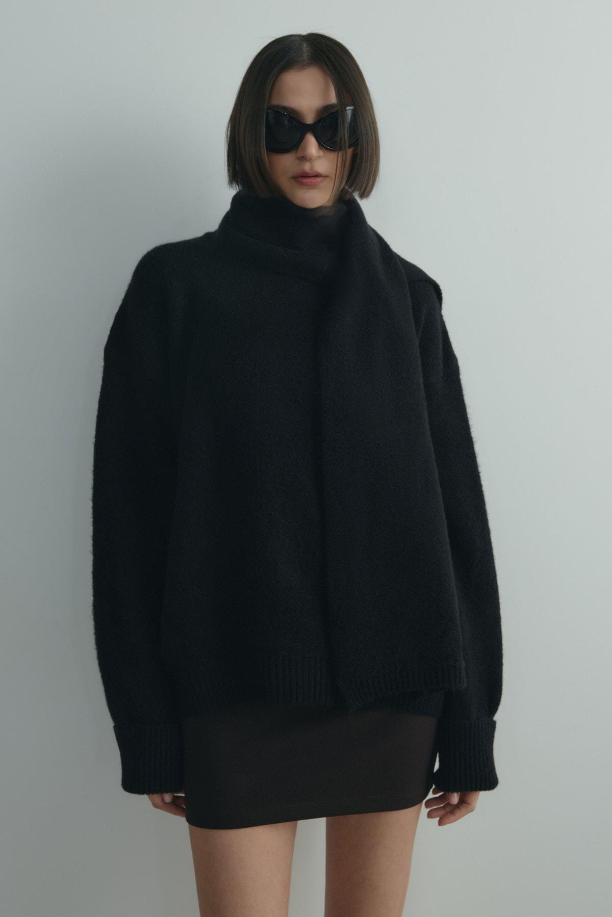 Siyah Bella Triko Atkı