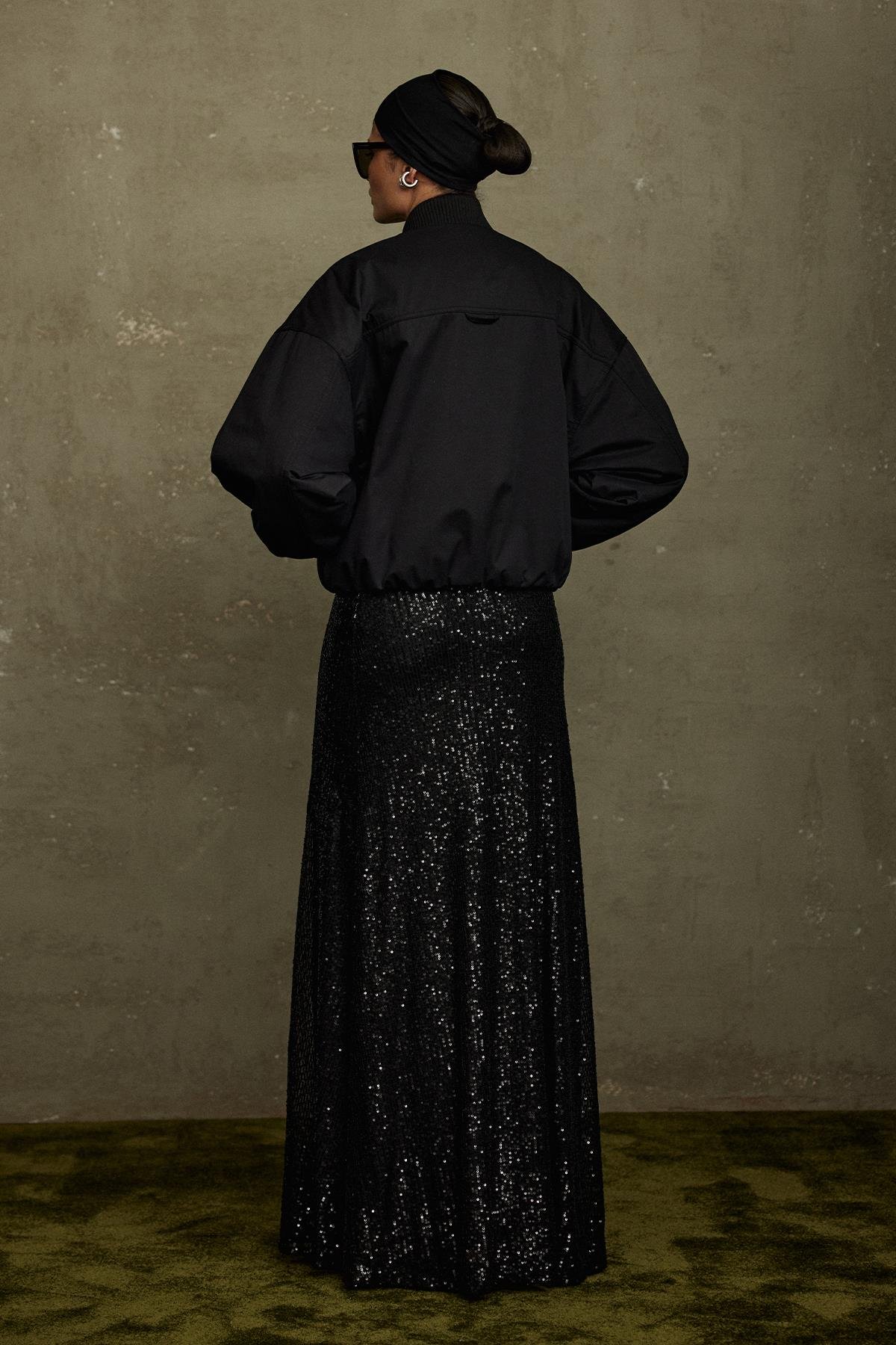 Siyah Bob Kısa Mont