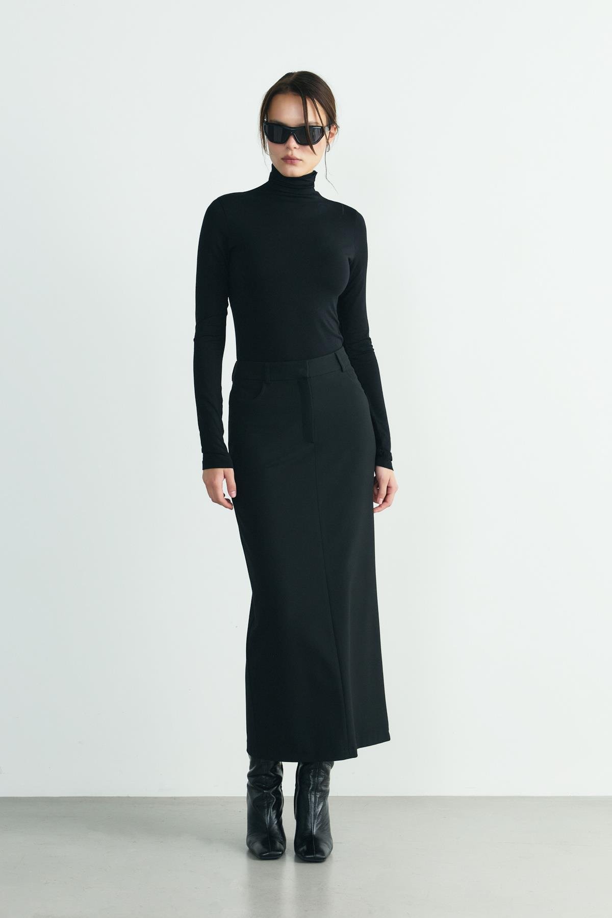 Siyah Boğazlı Tensel Body