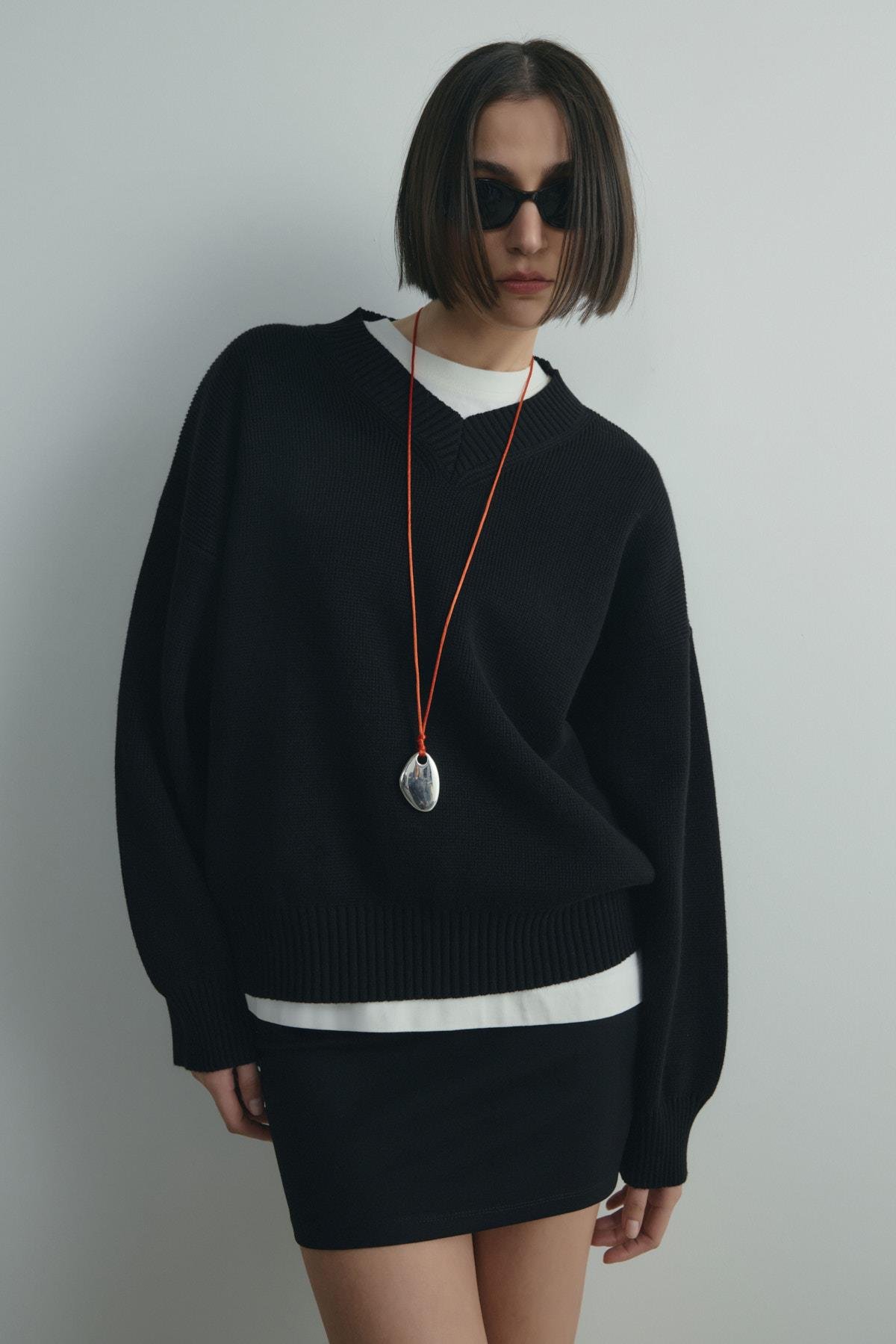 Siyah Fade V Yaka Kazak