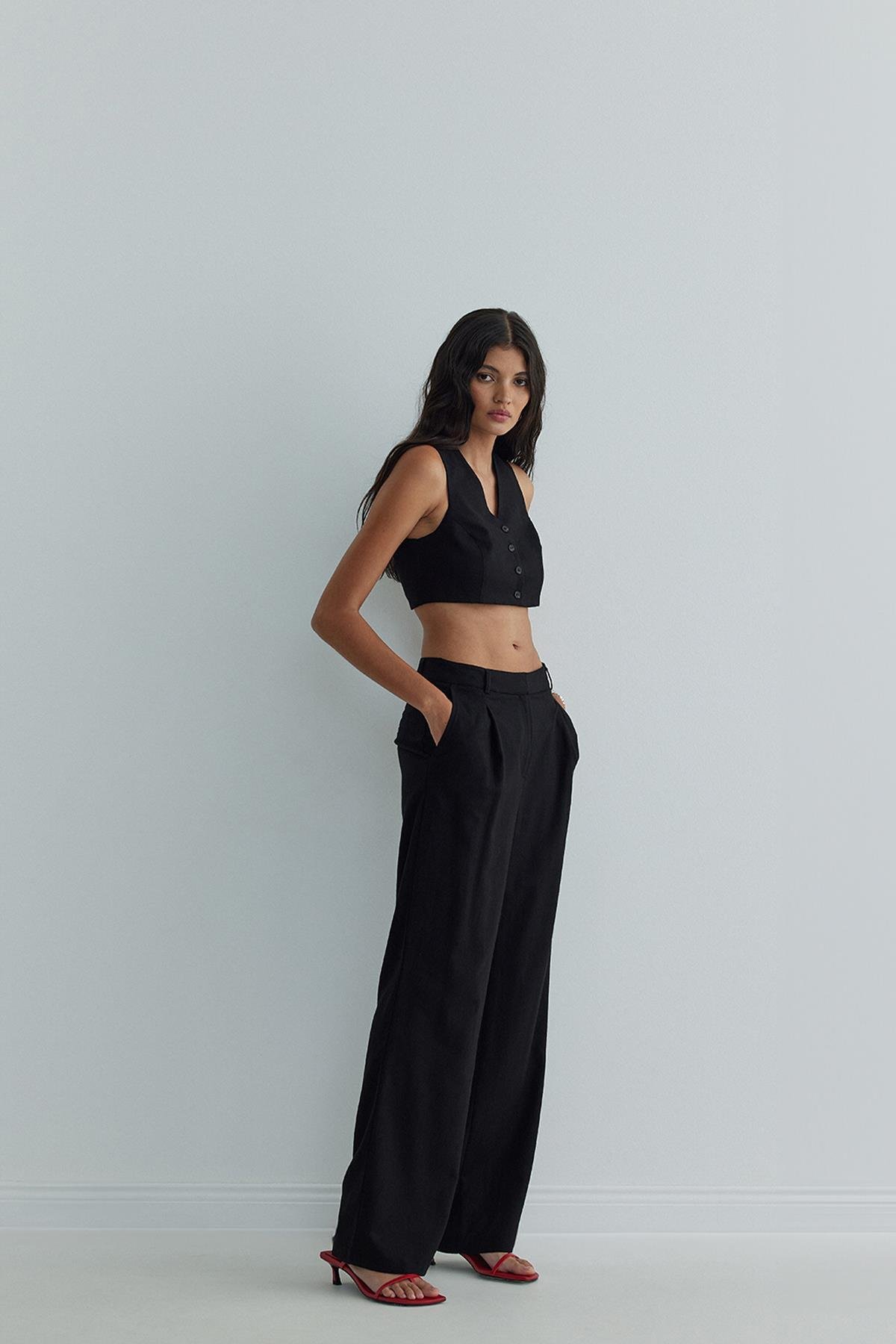 Siyah Gabriel Tek Pileli Keten Pantolon