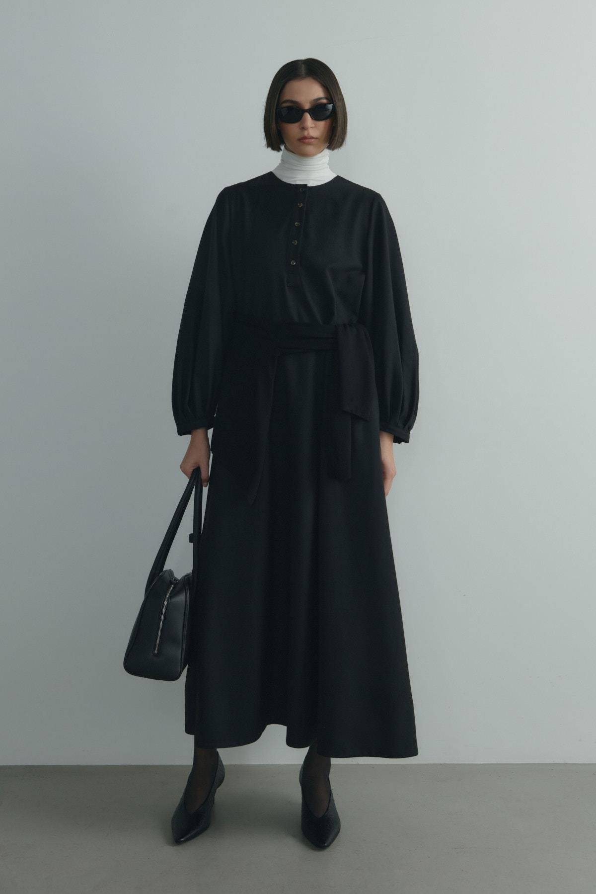 Siyah Kaia Düğmeli Maxi Elbise