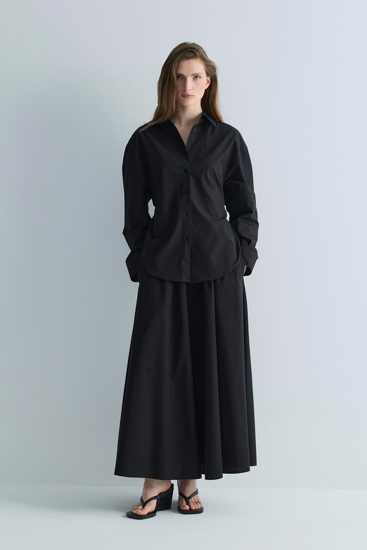 Siyah Lara Kloş Etek