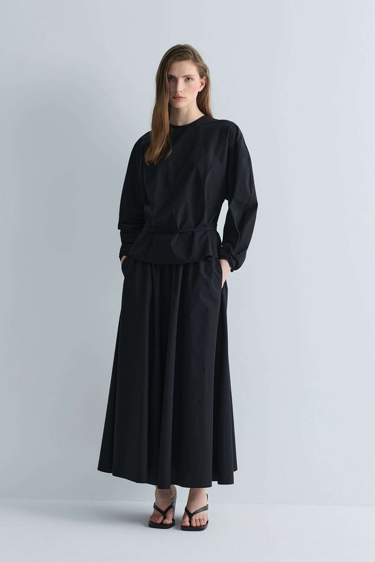 Siyah Lara Kloş Etek