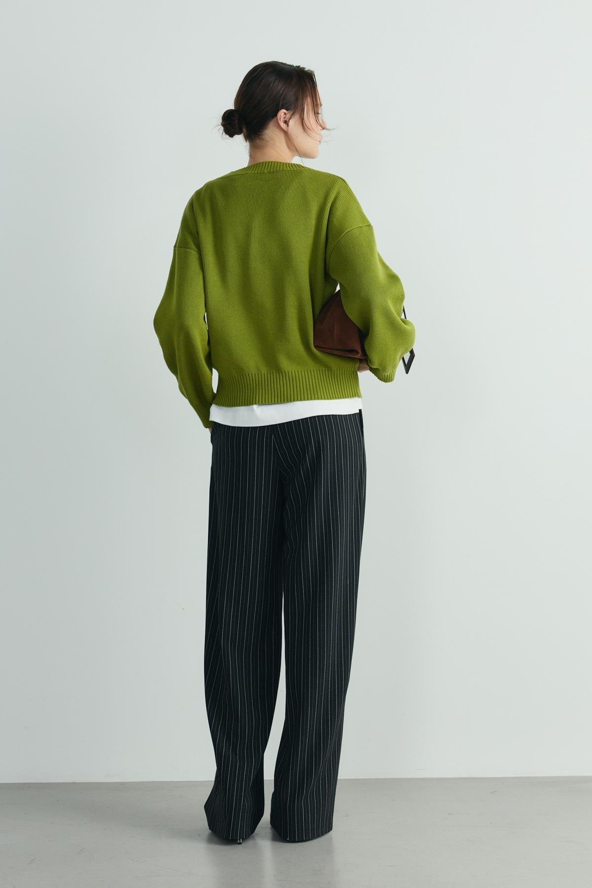 Siyah Lina Pileli Çizgili Pantolon