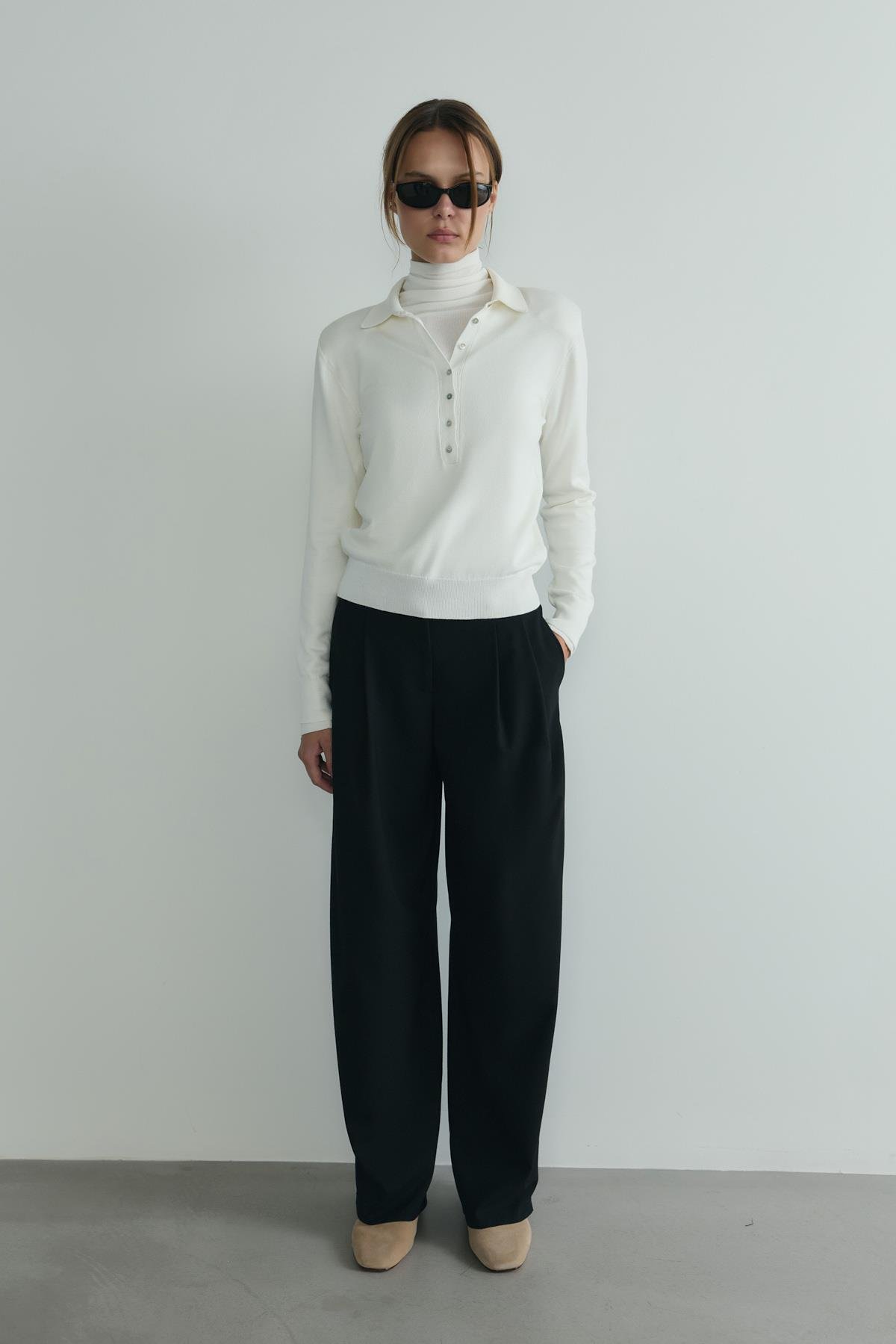 Siyah Lina Pileli Pantolon