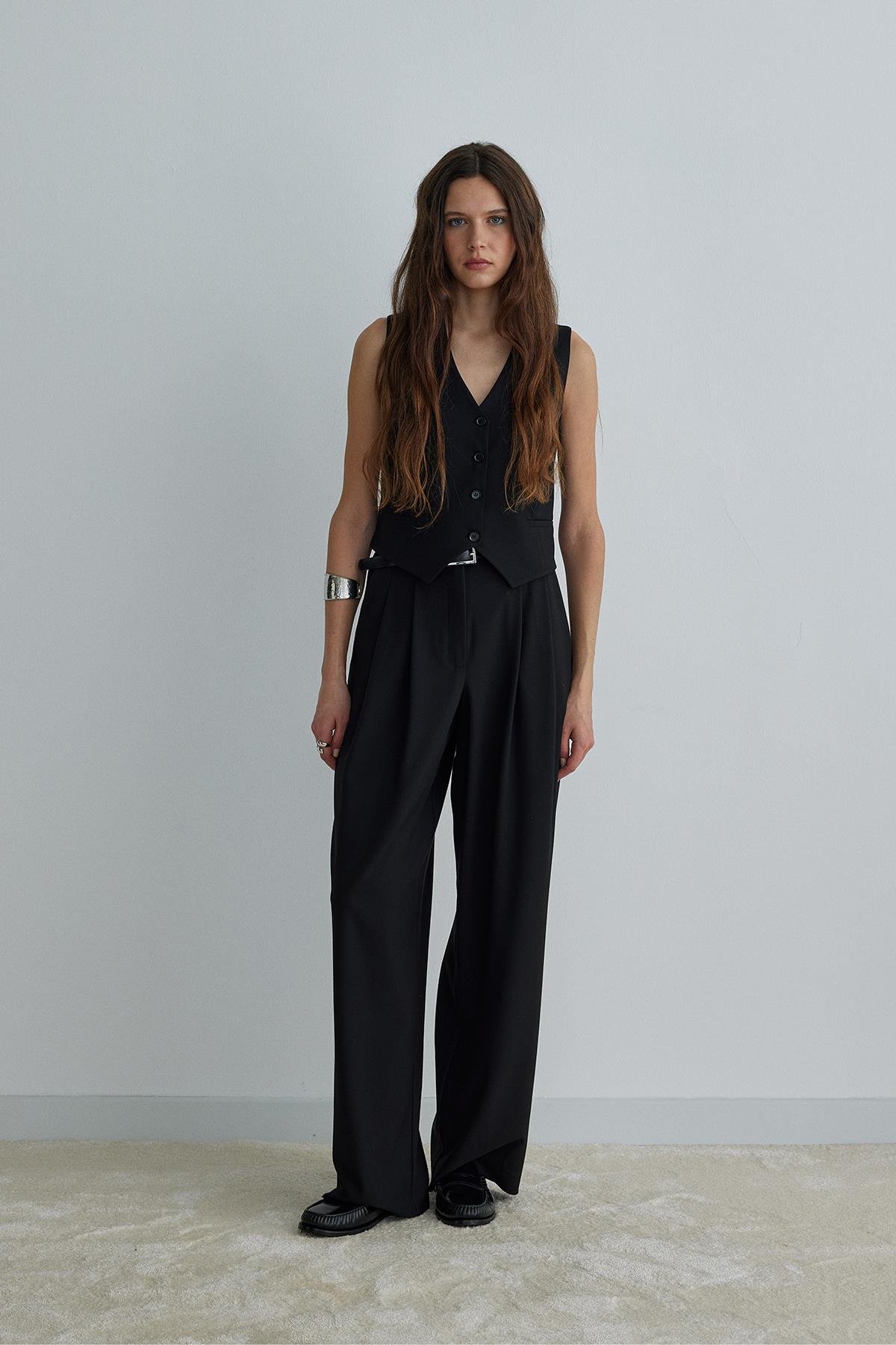 Black Mina Wide-Leg Trousers with Pleats