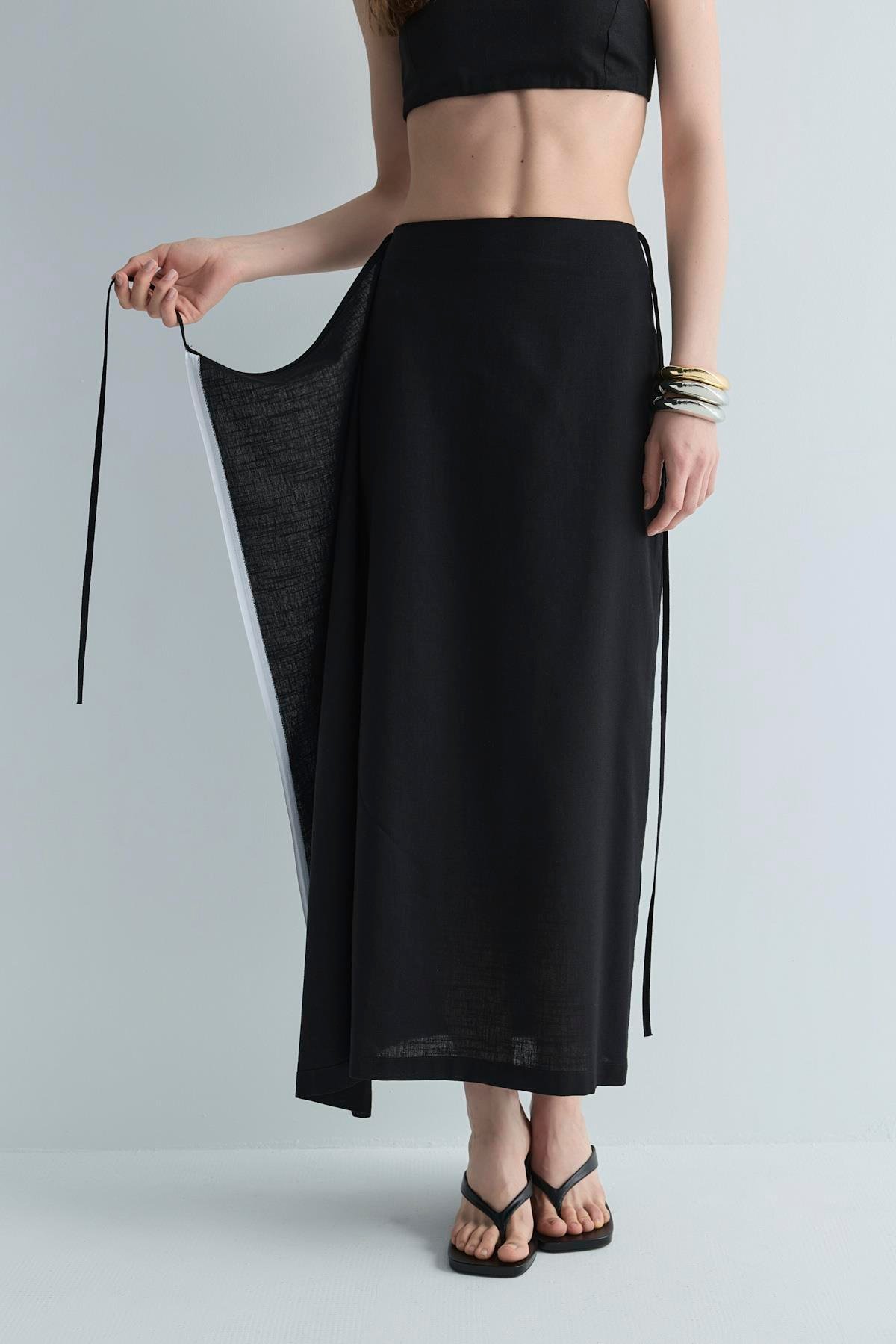 Siyah Mira Keten Anvelop Etek