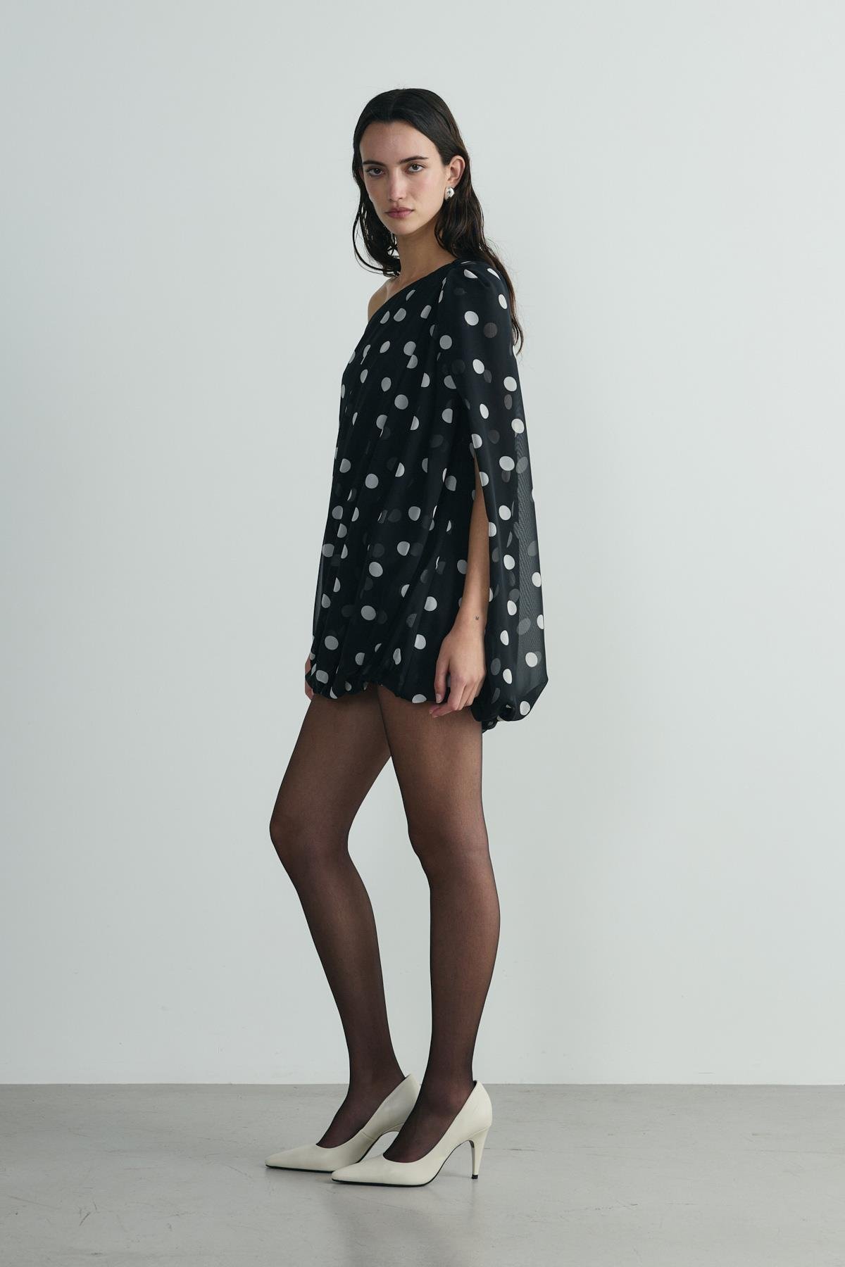 Siyah Puantiyeli Mini Balon Elbise