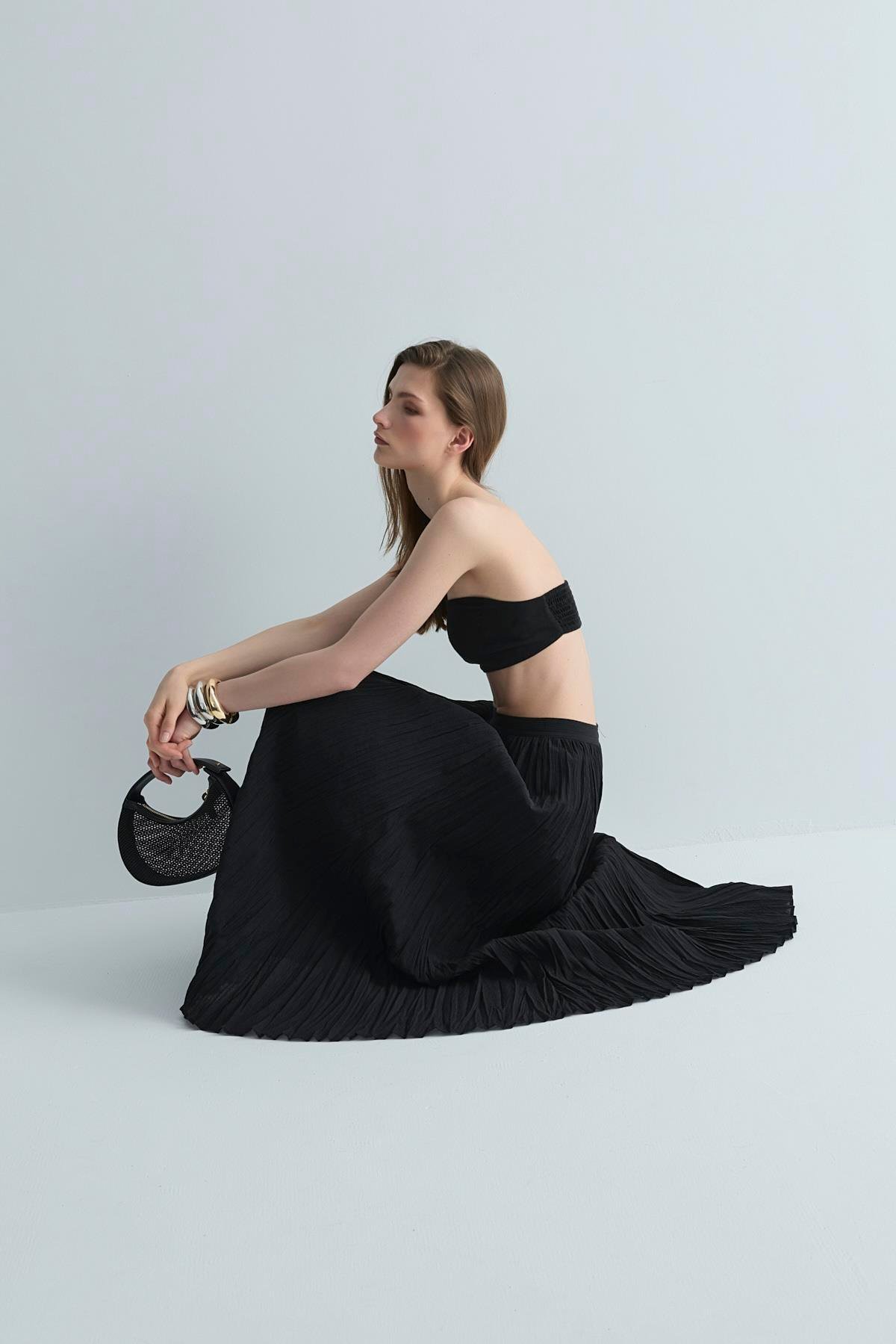 Siyah Rose Piliseli Etek