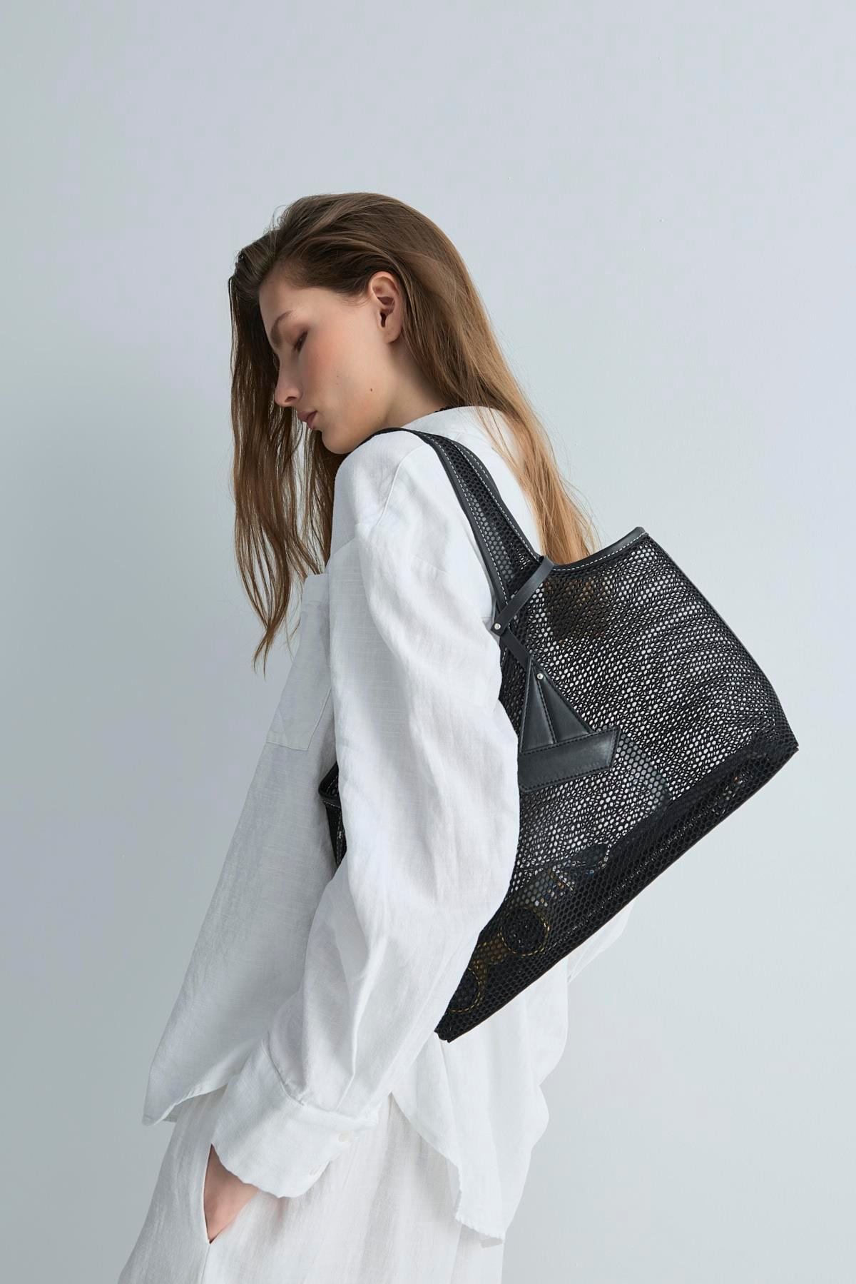 Siyah Ship Deri Charm