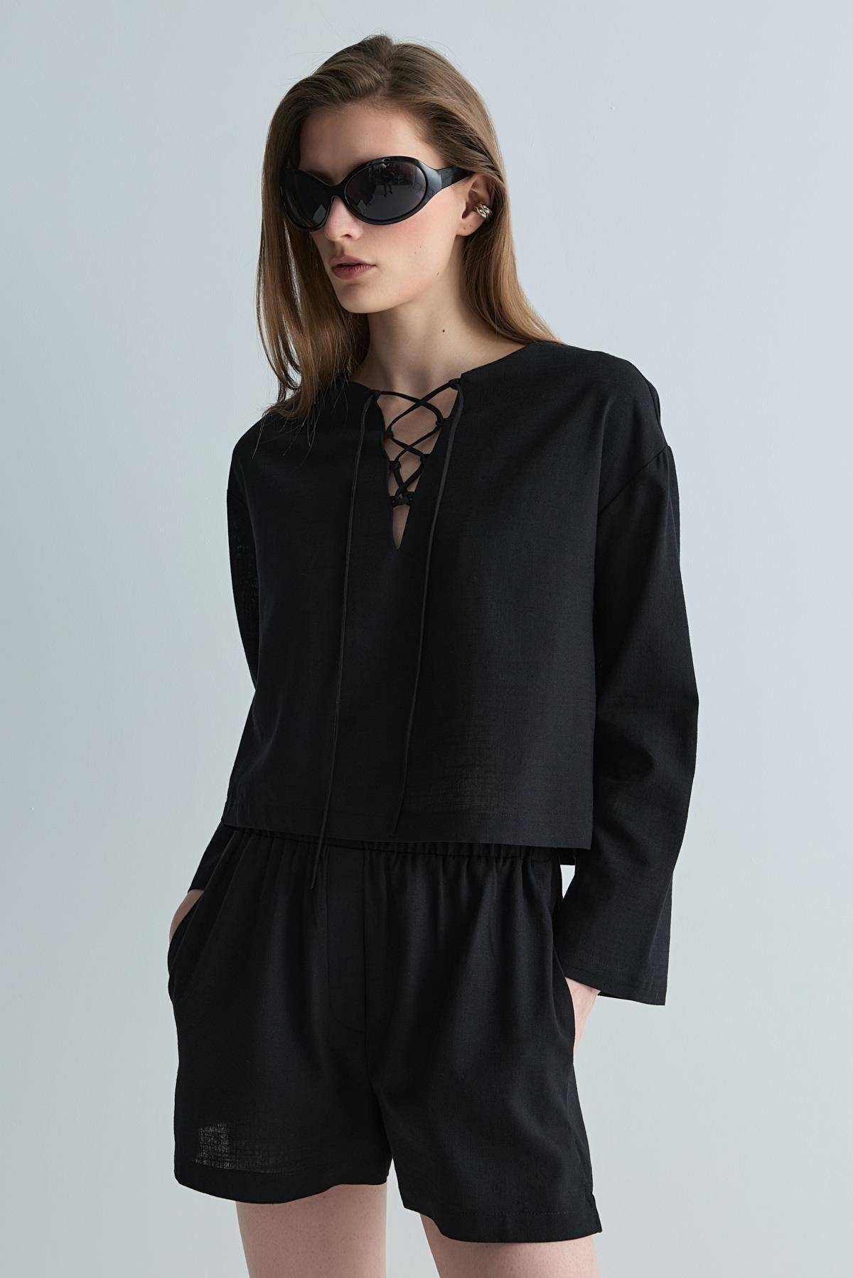 Siyah Zoe Basic Keten Şort