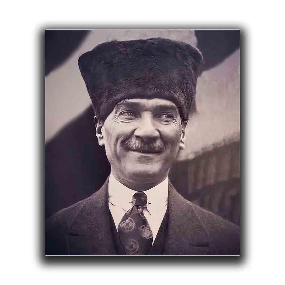 ATATÜRK KANVAS TABLO ürününe, KANVAS TABLOLAR kategorisinden hemen satın alabilirsiniz.