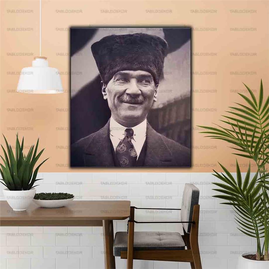 ATATÜRK KANVAS TABLO ürününe, KANVAS TABLOLAR kategorisinden hemen satın alabilirsiniz.
