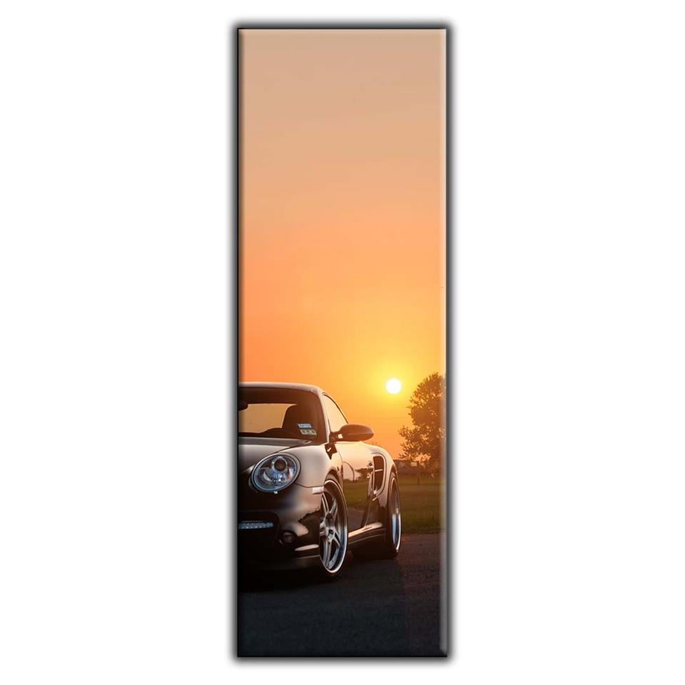 GÜNBATIMINDAKİ PORSCHE DİKEY KANVAS TABLO ürününe, KANVAS TABLOLAR kategorisinden hemen satın alabilirsiniz.