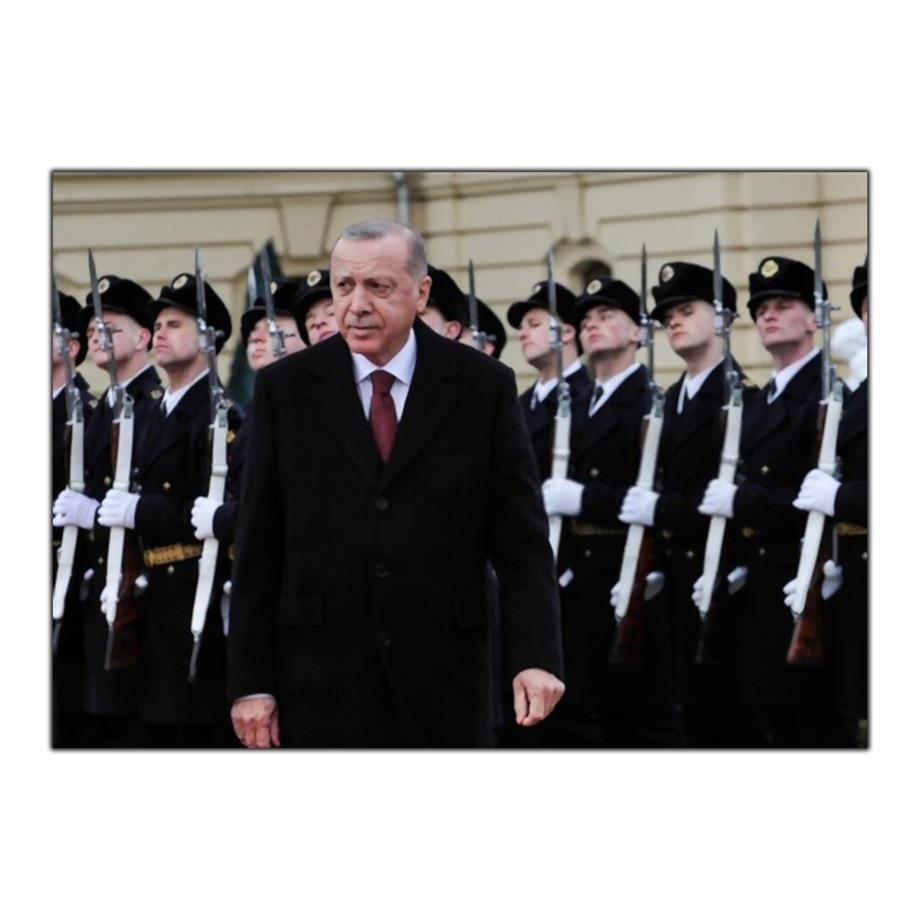 RECEP TAYYİP ERDOĞAN KANVAS TABLO ürününe, KANVAS TABLOLAR kategorisinden hemen satın alabilirsiniz.