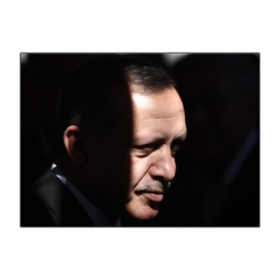RECEP TAYYİP ERDOĞAN KANVAS TABLO ürününe, KANVAS TABLOLAR kategorisinden hemen satın alabilirsiniz.