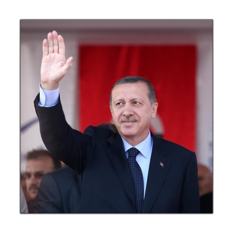 RECEP TAYYİP ERDOĞAN KANVAS TABLO ürününe, KANVAS TABLOLAR kategorisinden hemen satın alabilirsiniz.