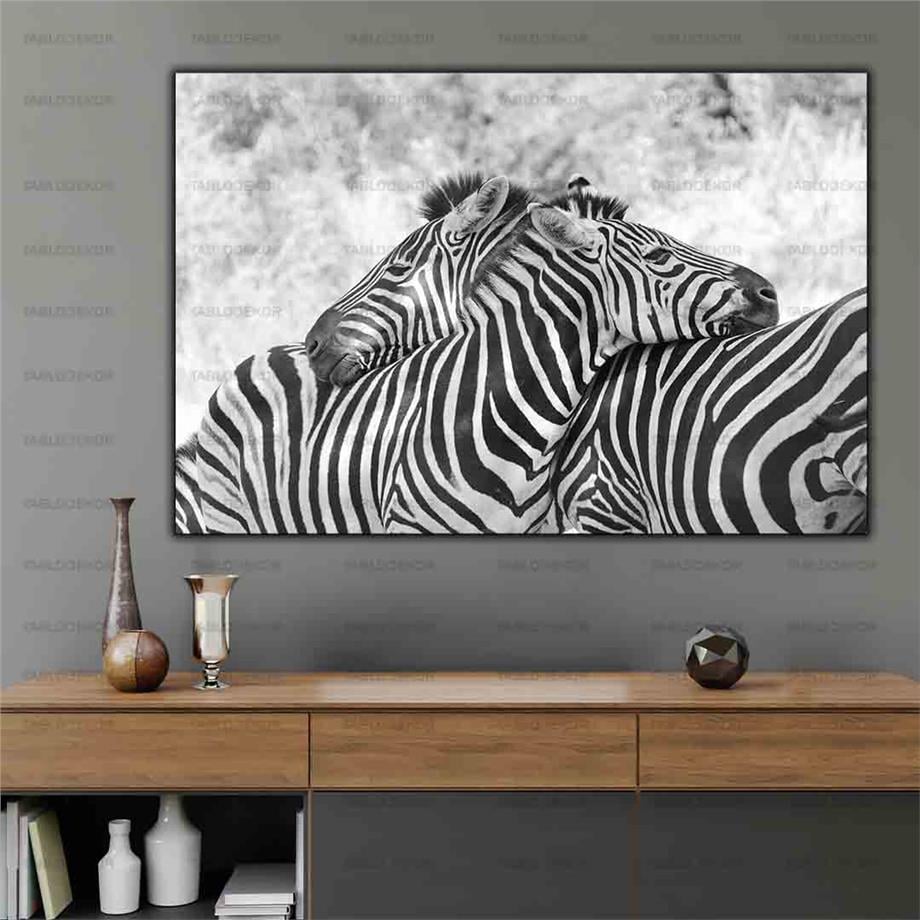 ZEBRA KANVAS TABLO ürününe, KANVAS TABLOLAR kategorisinden hemen satın alabilirsiniz.