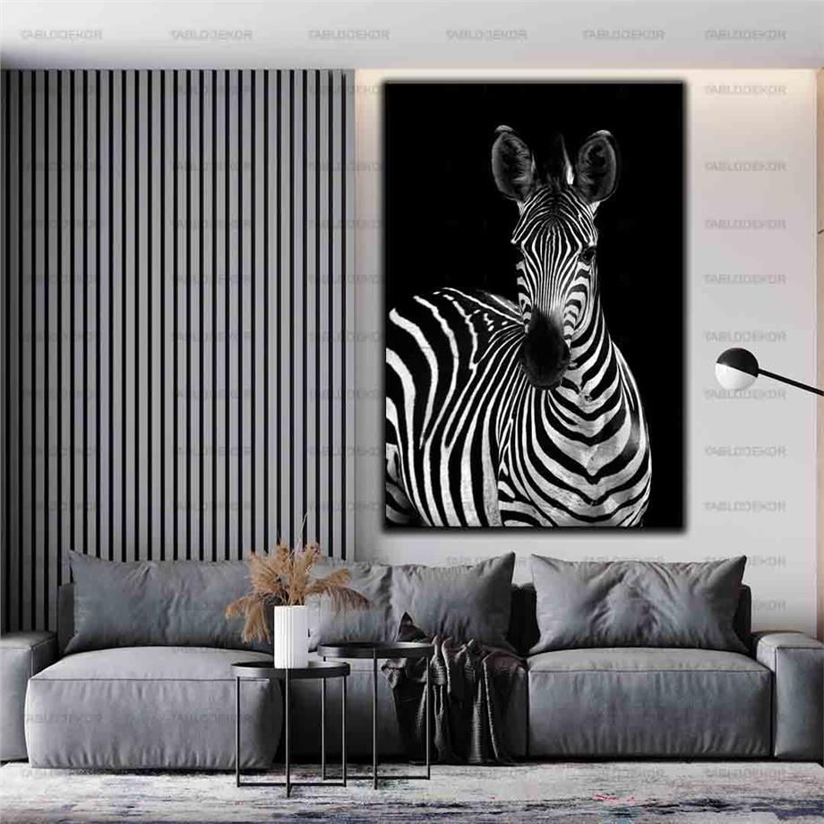 ZEBRA PORTRE KANVAS TABLO ürününe, KANVAS TABLOLAR kategorisinden hemen satın alabilirsiniz.